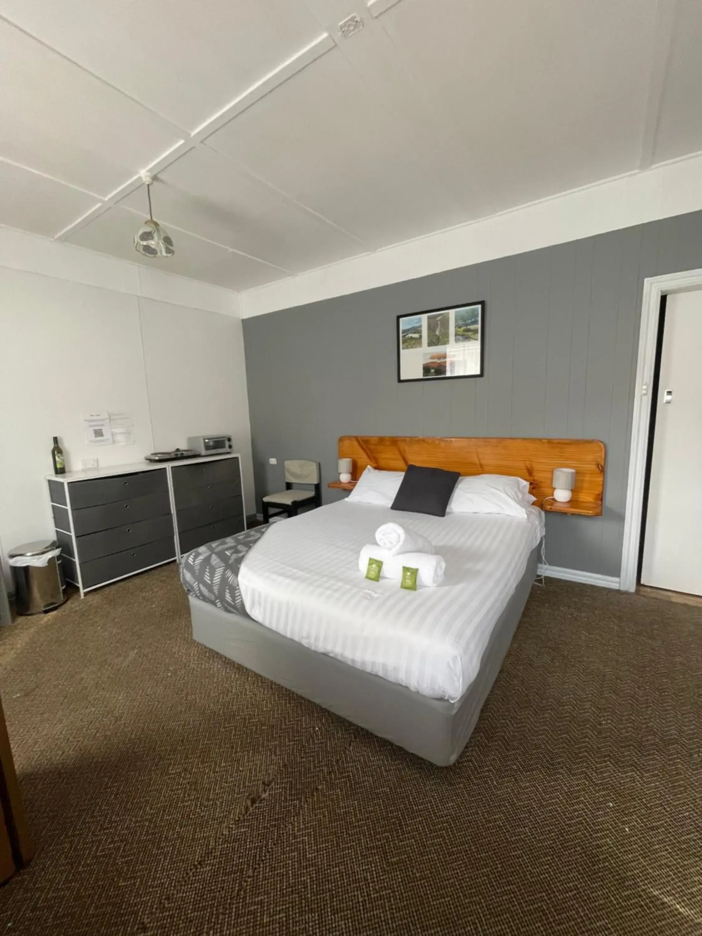 Two-Bedroom Apartment in Mountain View Motel Two-Bedroom Apartment in Mountain View Motel