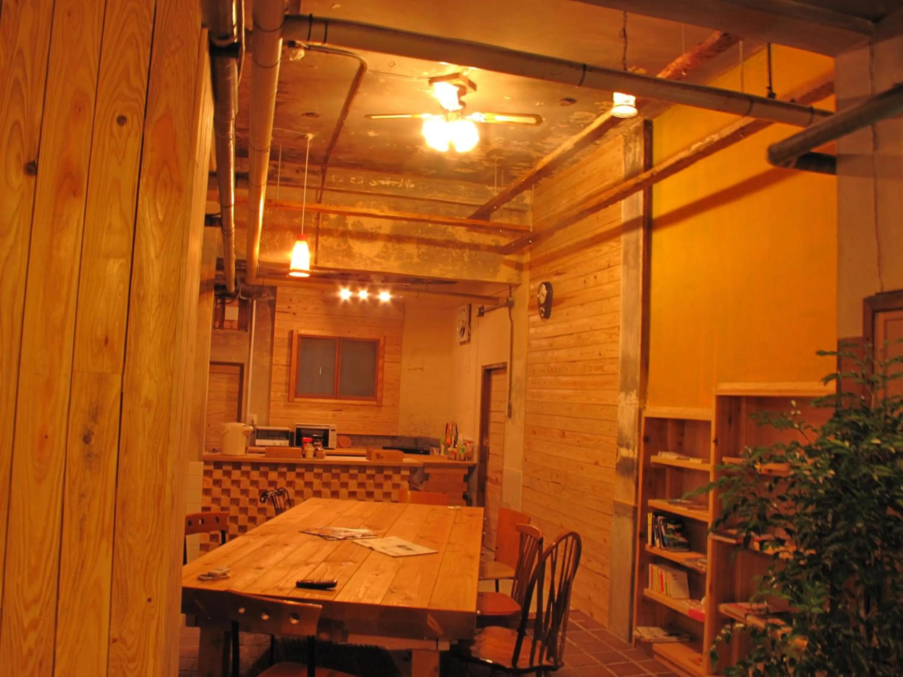 Restaurant/places to eat in The Deer Park Inn