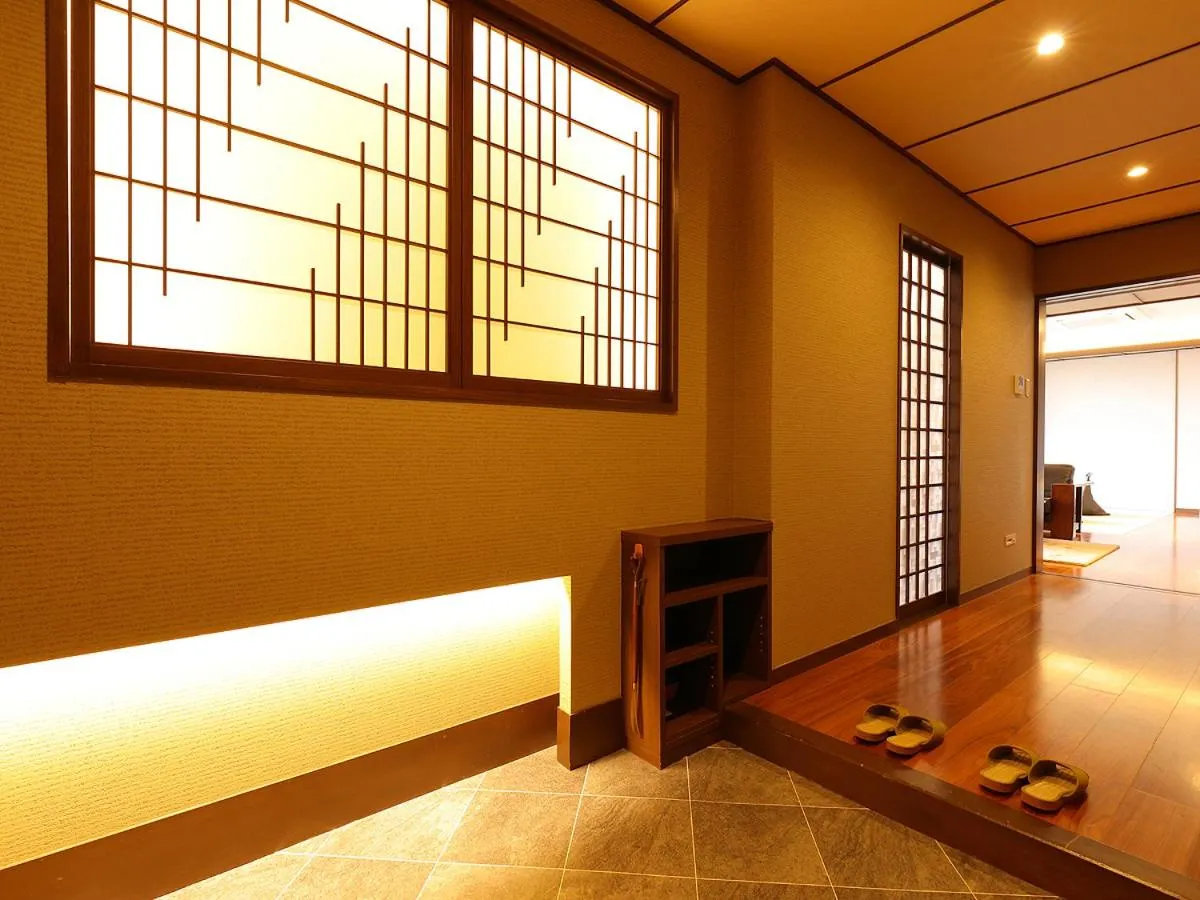 Photo of the whole room, Bed in Arima Onsen Taketoritei Maruyama