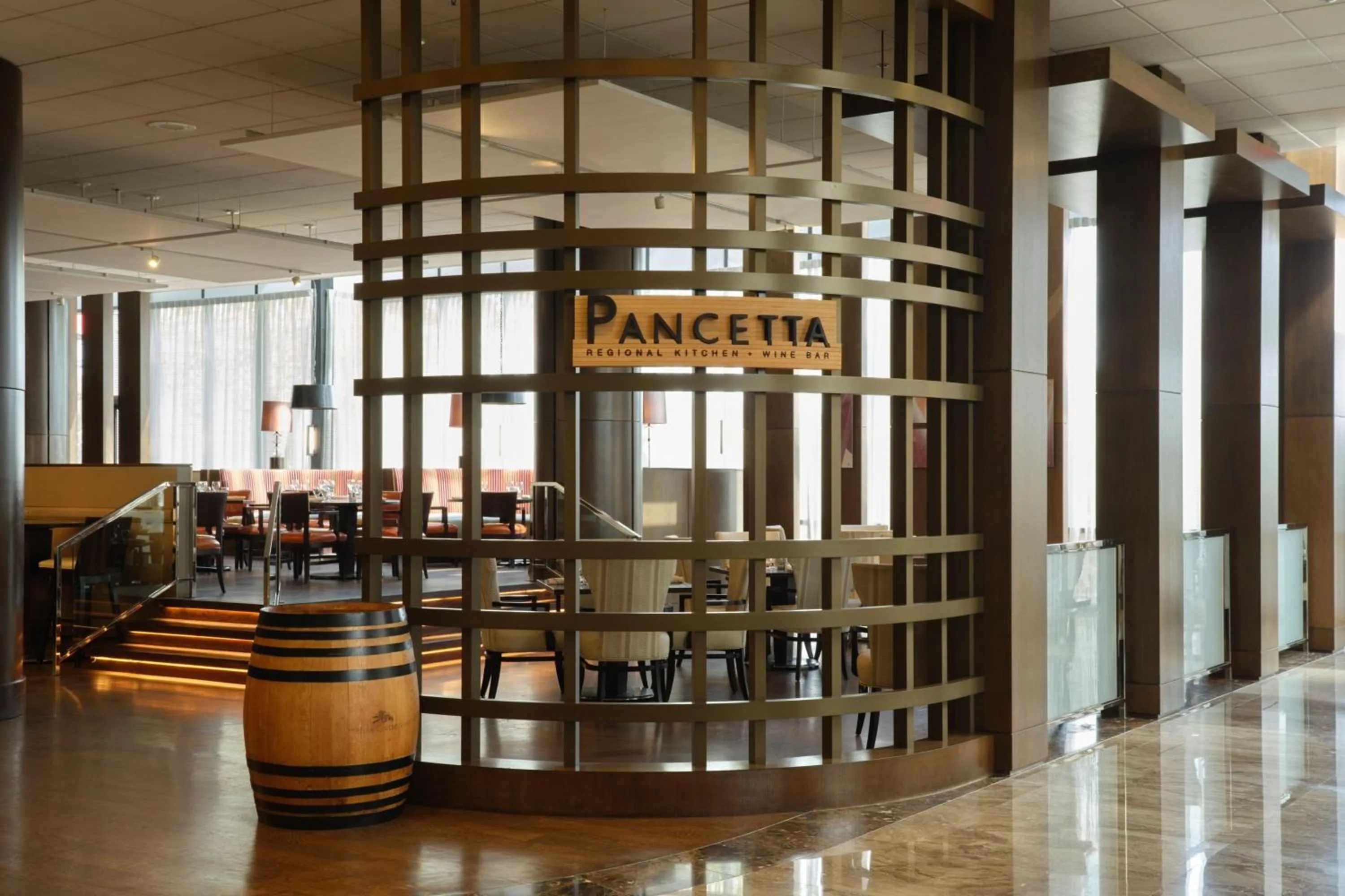 Restaurant/places to eat in Teaneck Marriott at Glenpointe