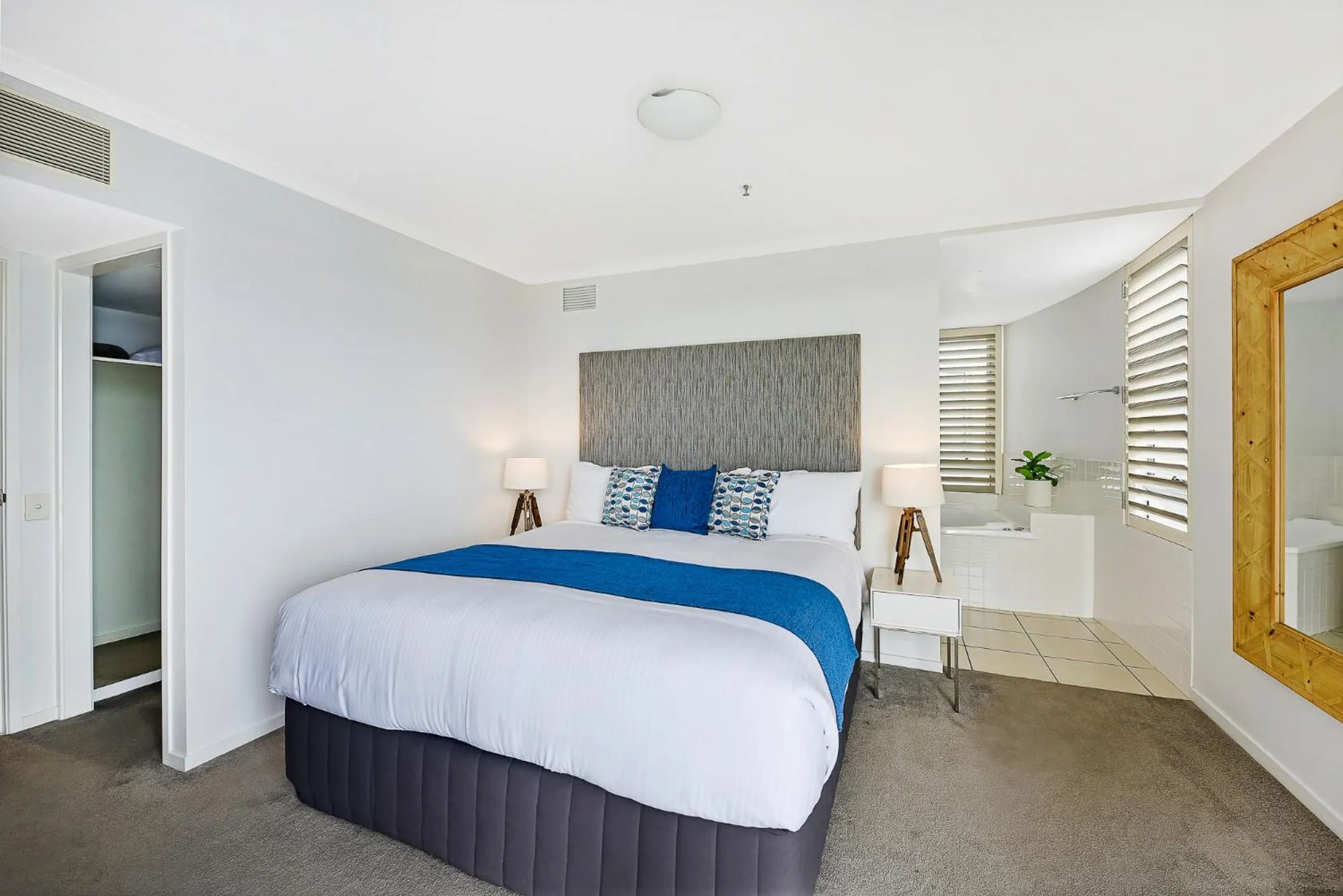 Bed in The Duporth Riverside