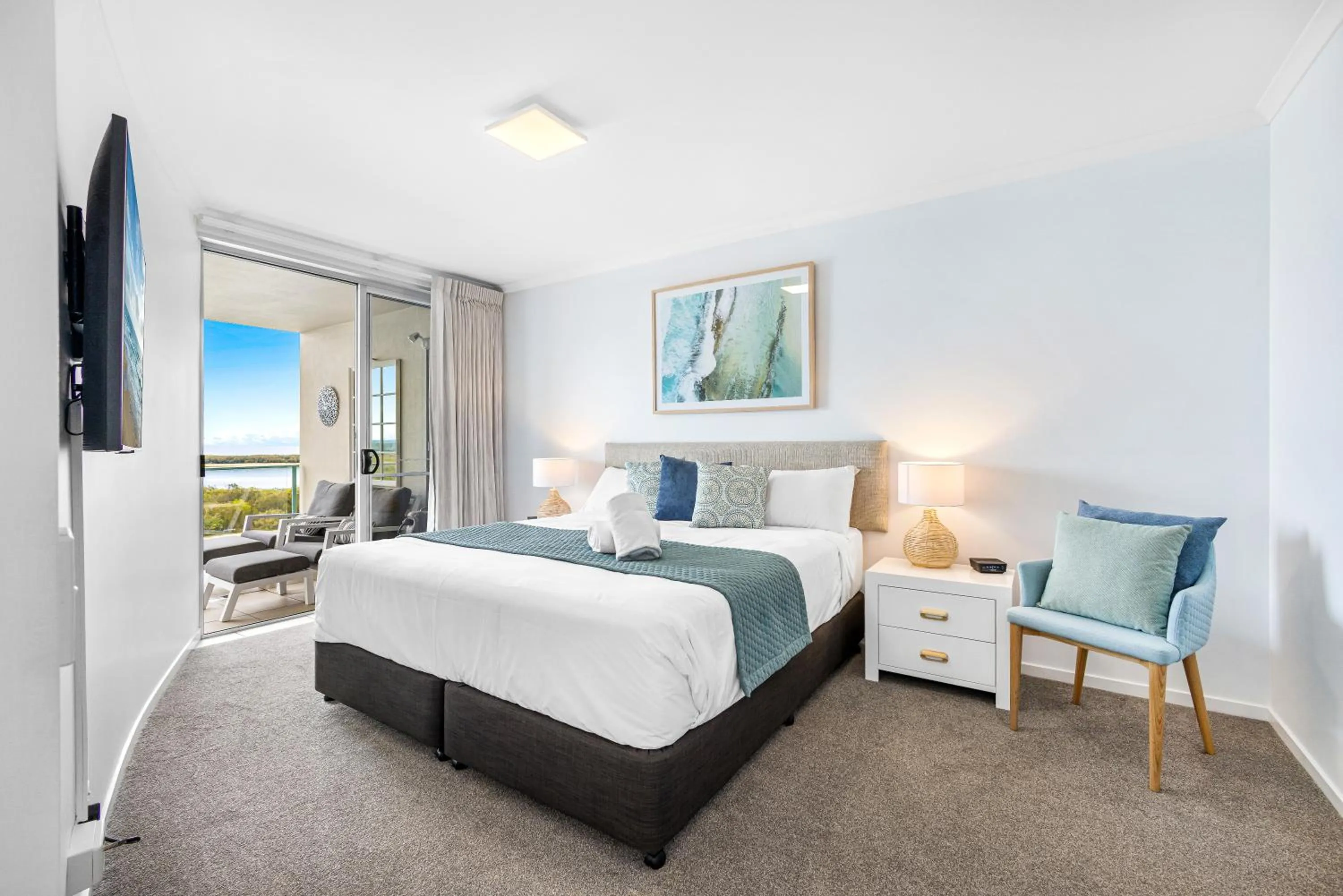 Bedroom, Bed in The Duporth Riverside