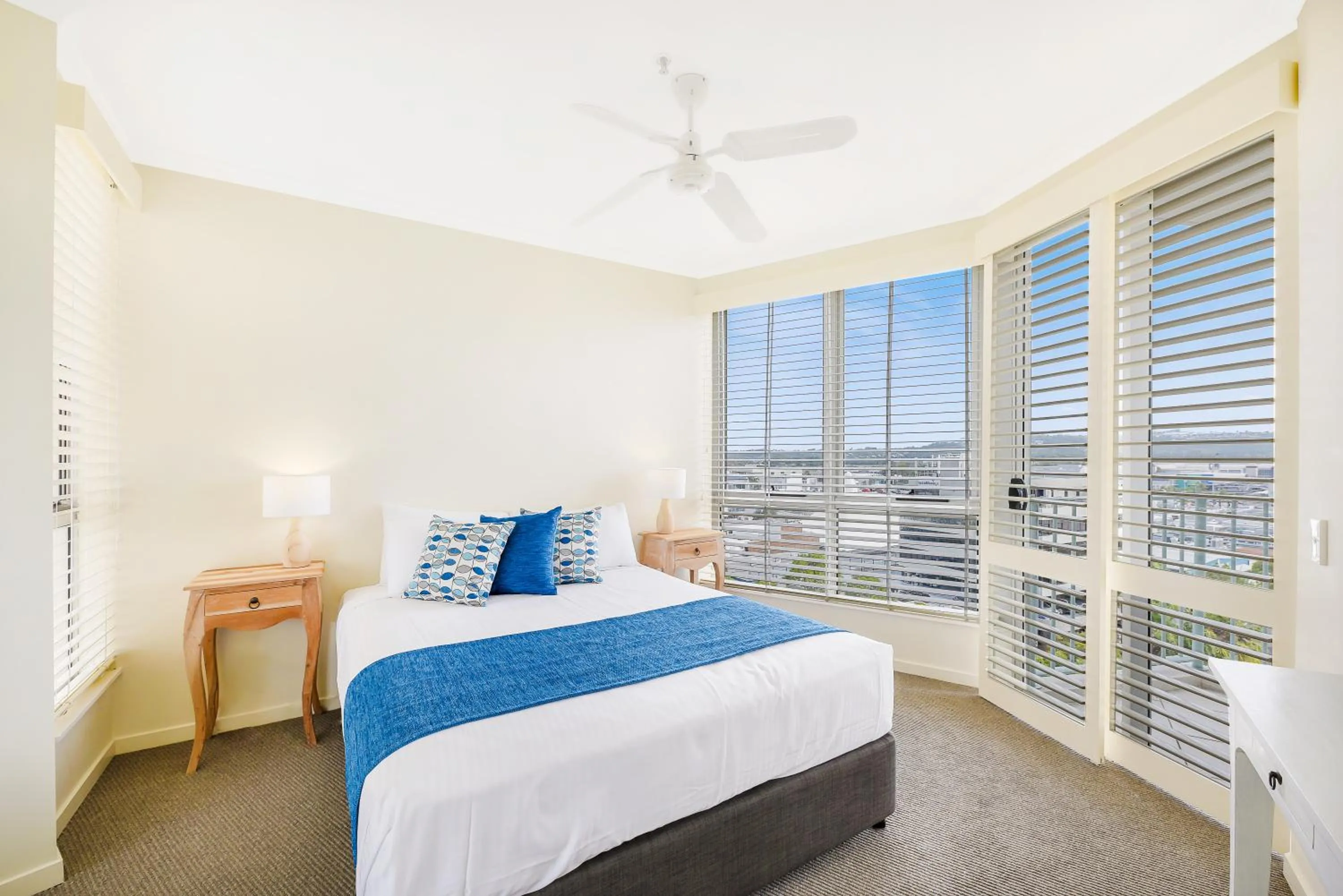 Bedroom, Bed in The Duporth Riverside