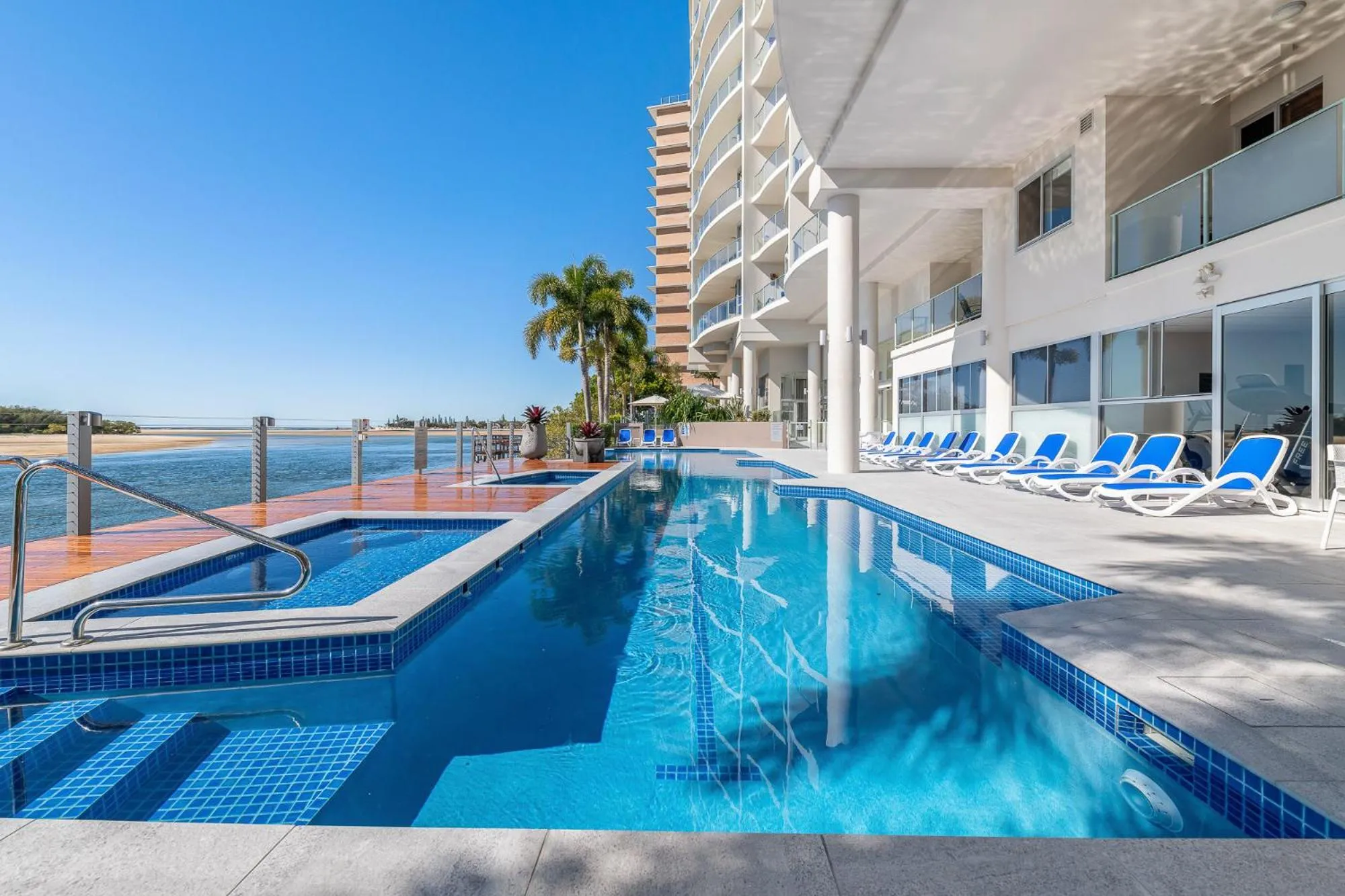 Swimming pool in The Duporth Riverside