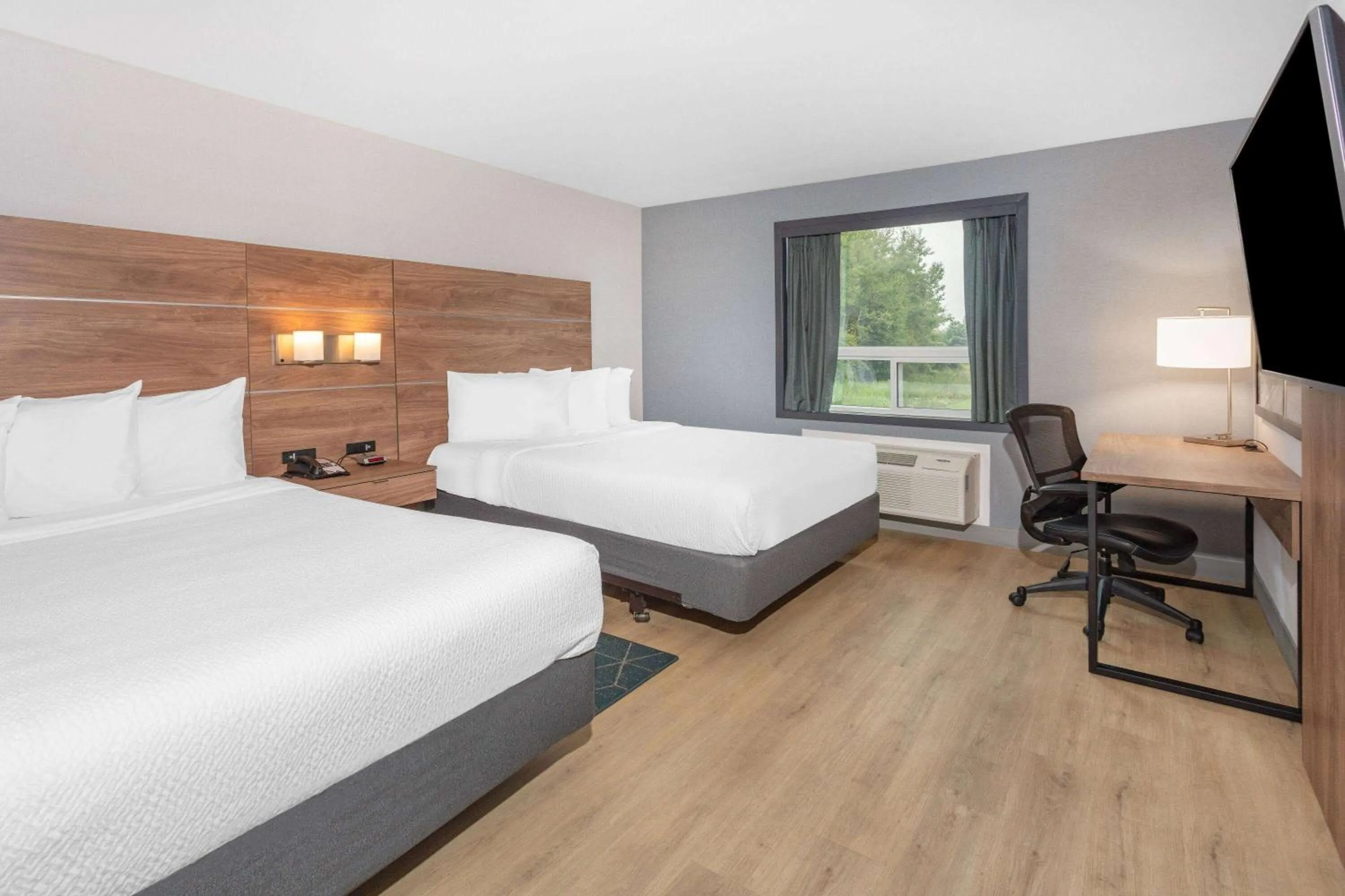 Bed in Super 8 by Wyndham Cornwall ON