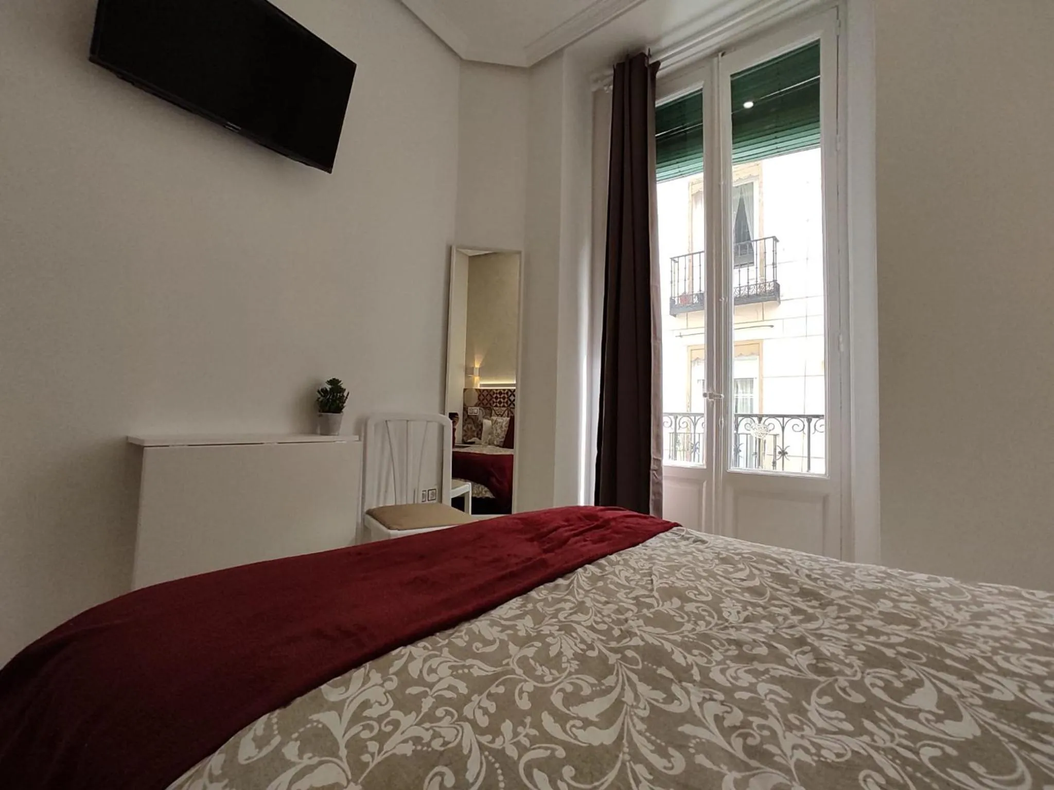 Bed in Hostal Alfaro