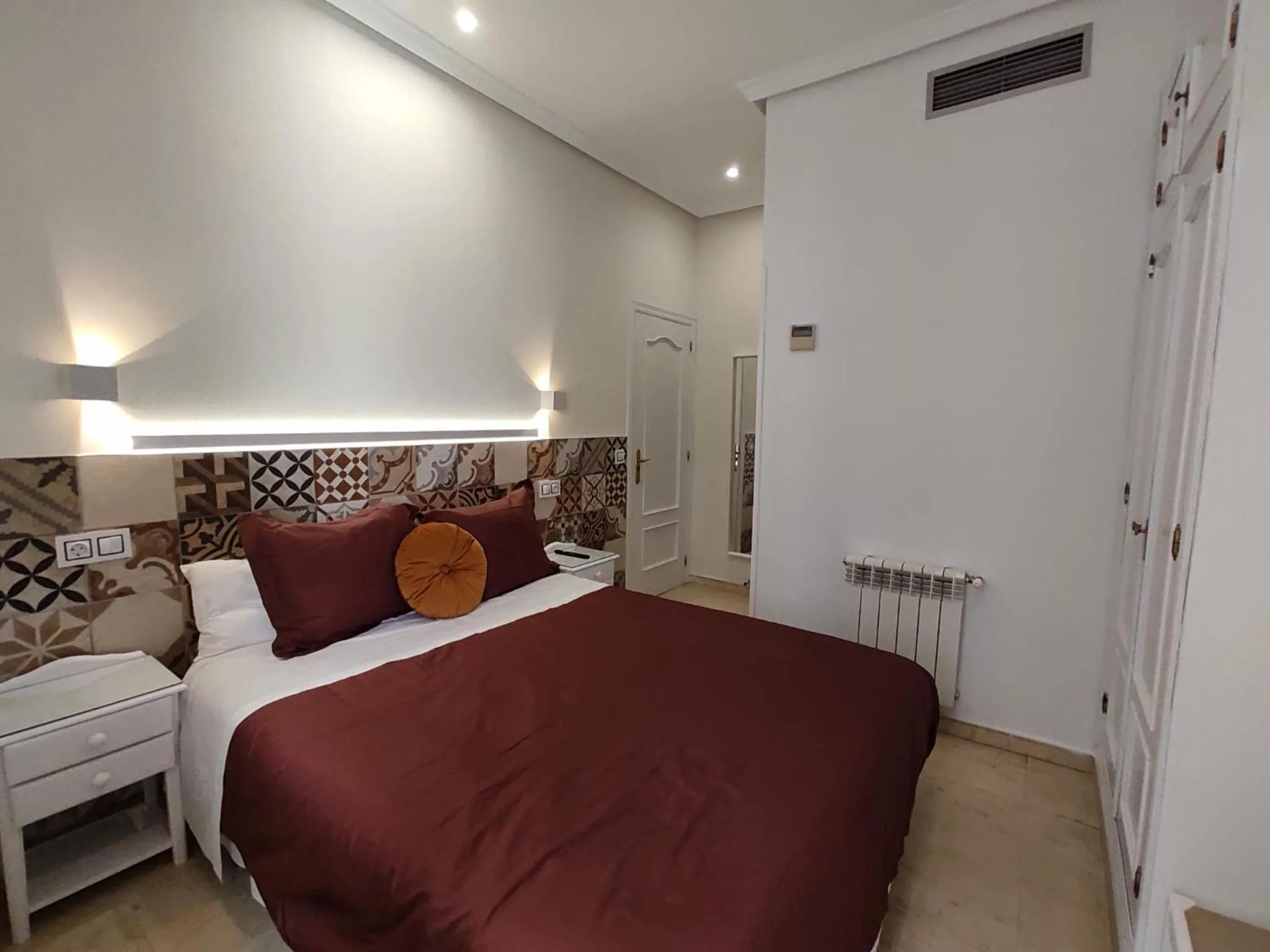 Bed in Hostal Alfaro