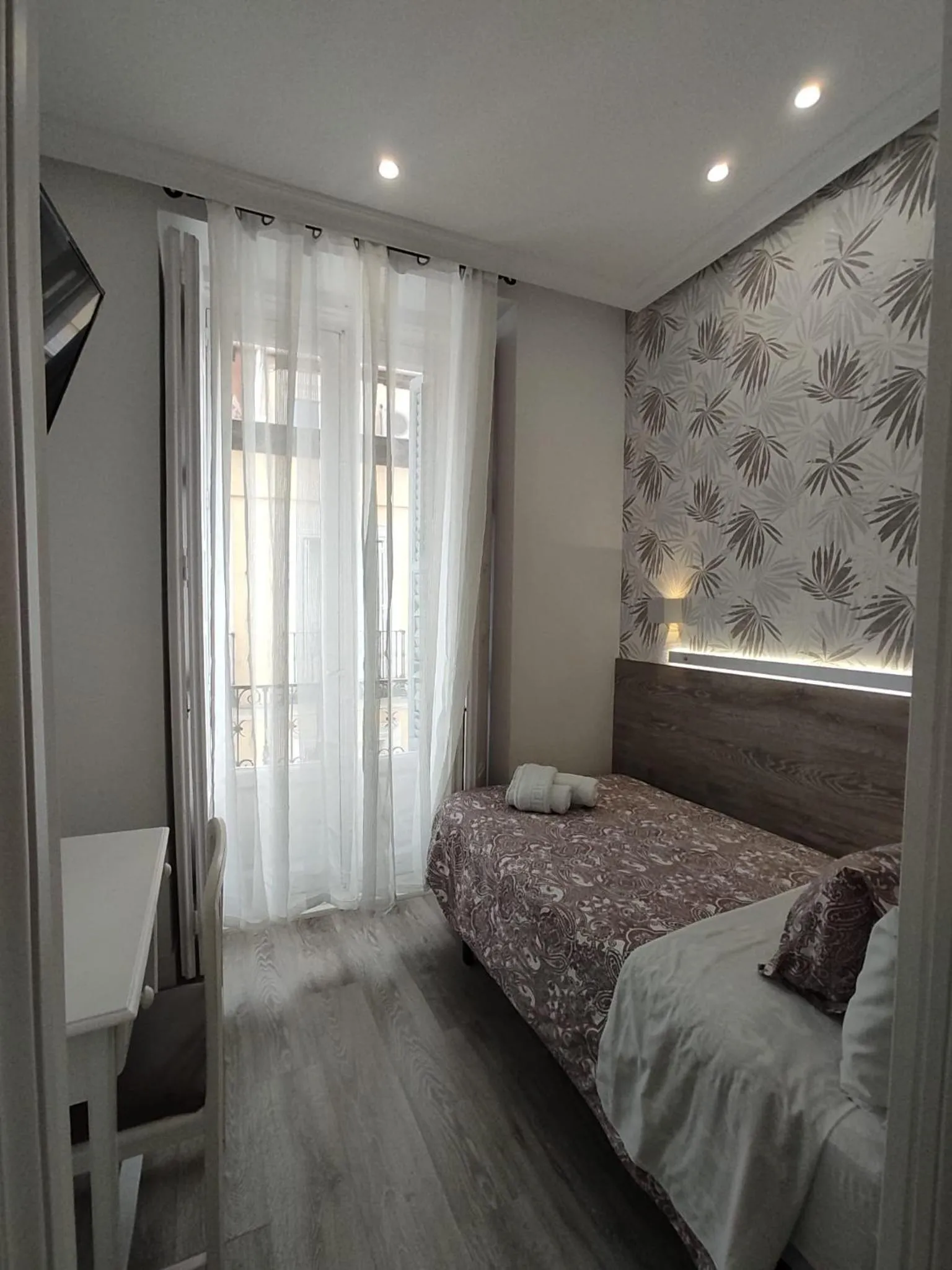 Bed in Hostal Alfaro