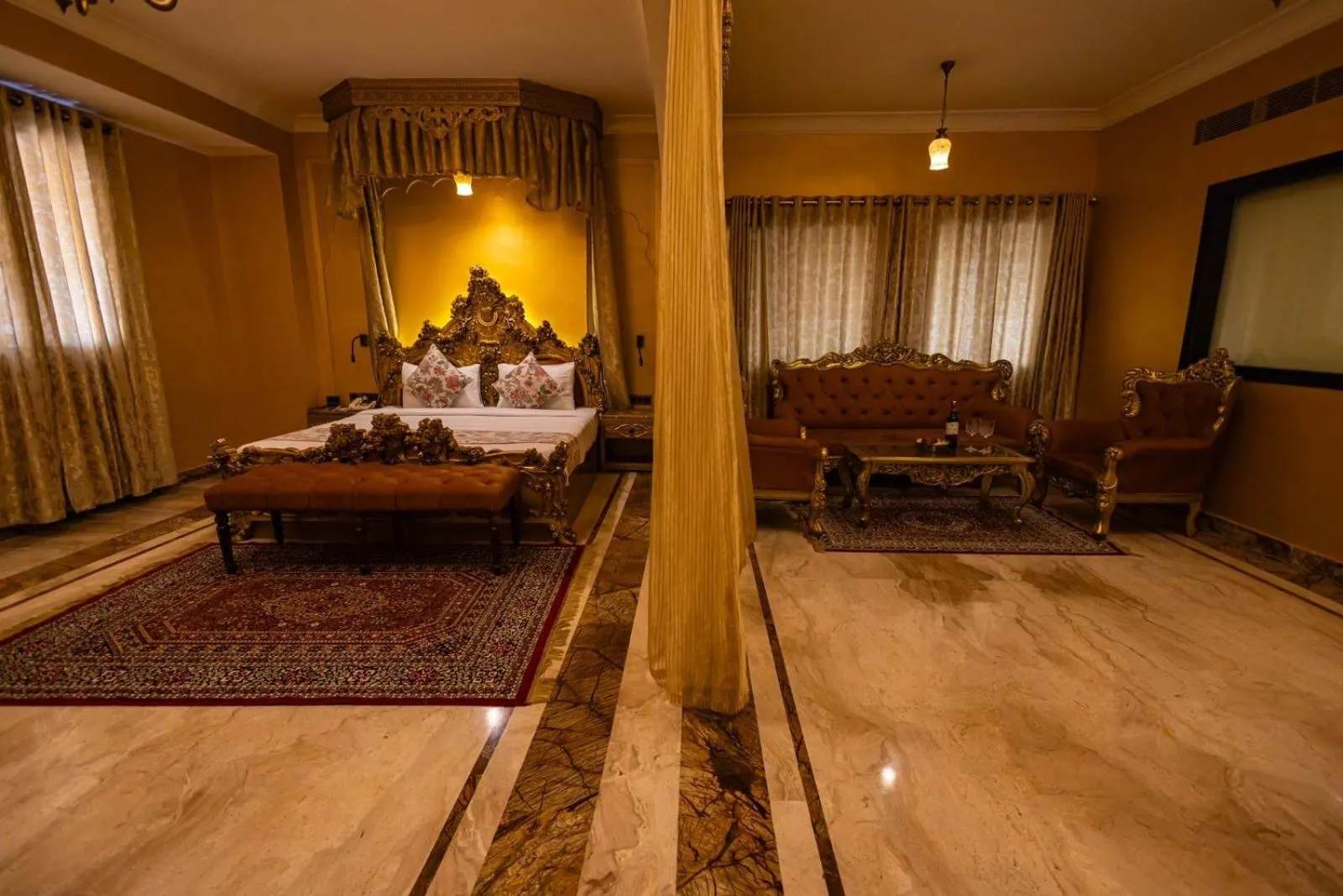 VIP, Bed in WelcomHeritage Traditional Haveli