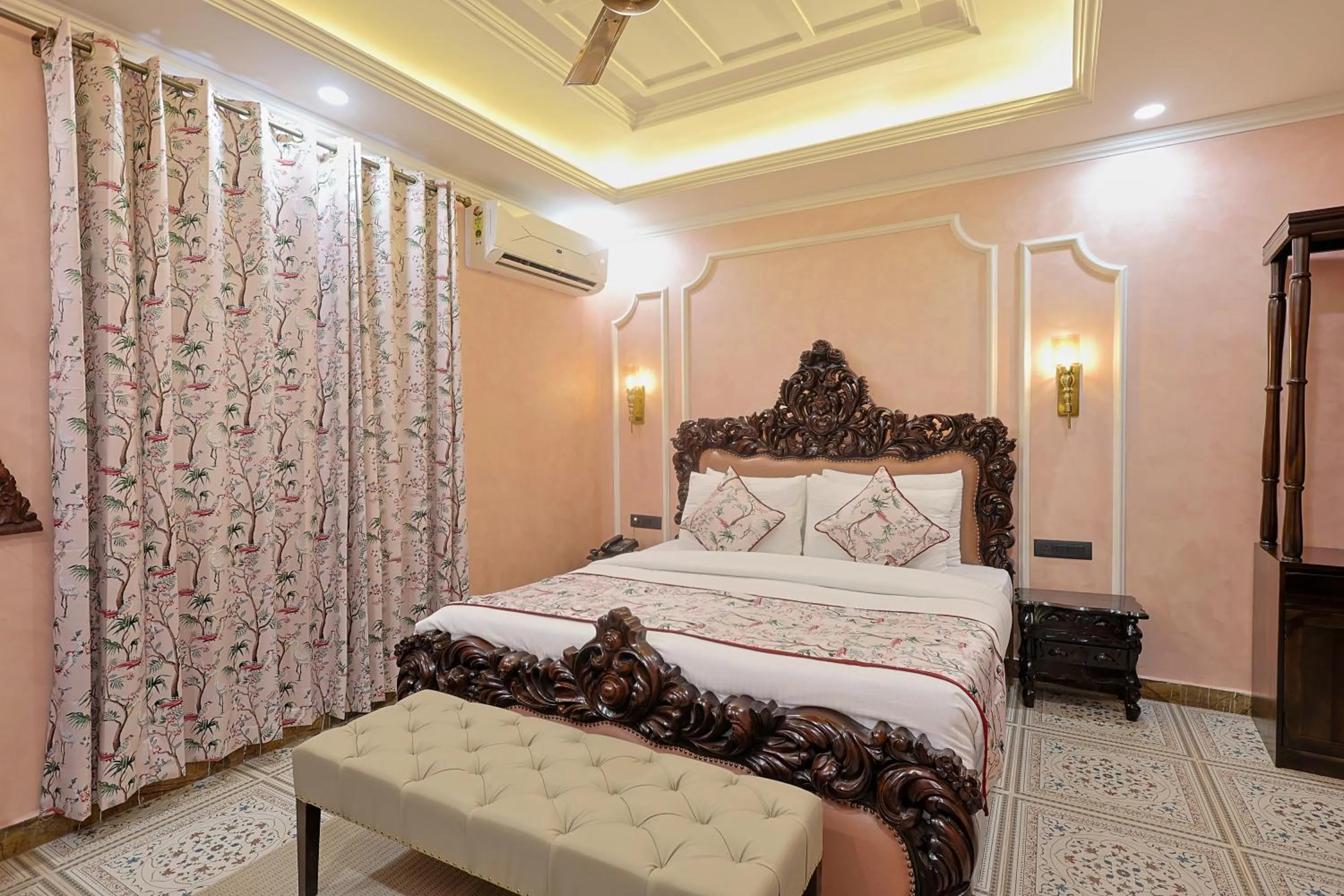 Bedroom, Bed in WelcomHeritage Traditional Haveli