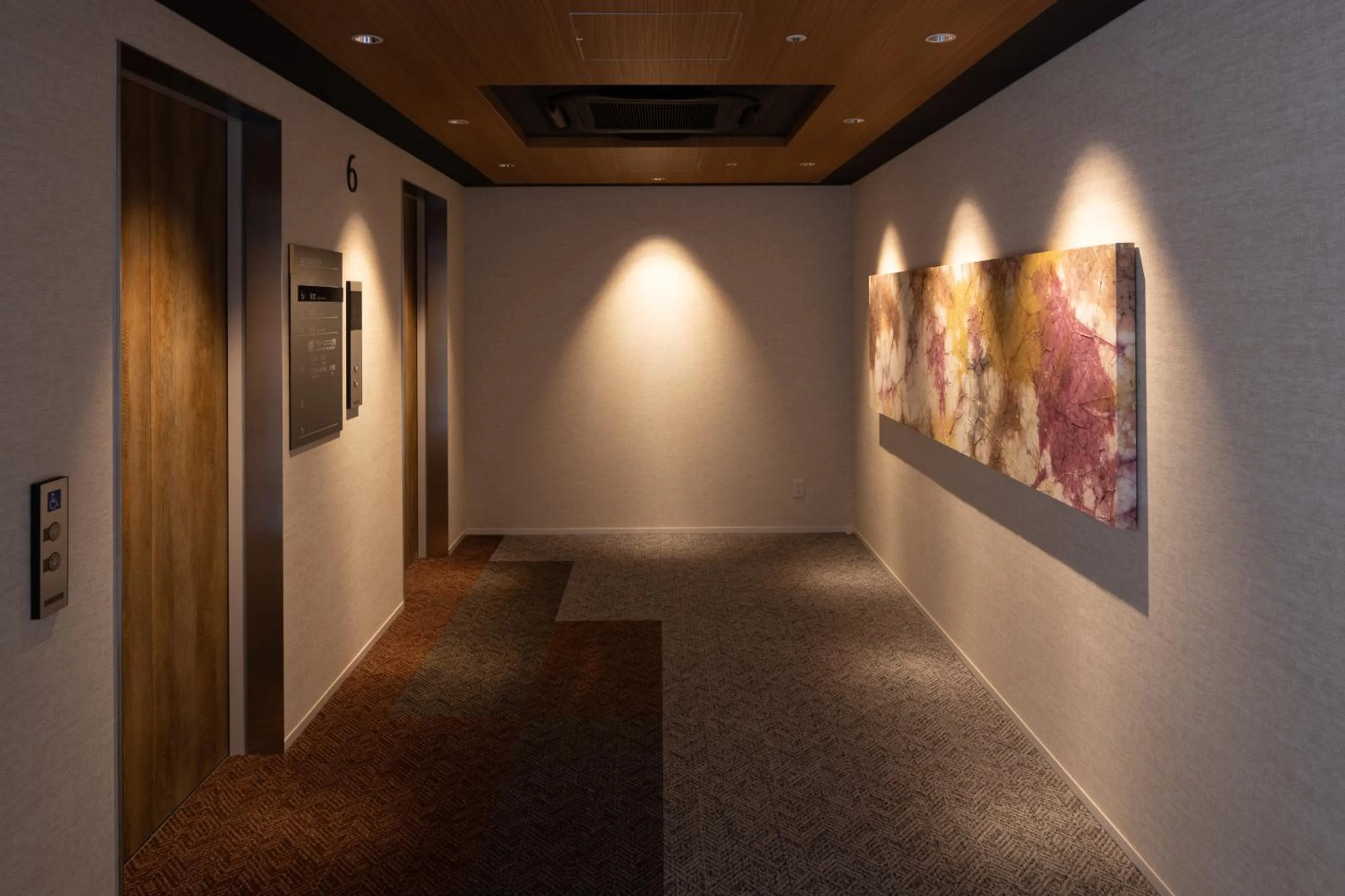 elevator in Hotel Grand Cocoe Kurashiki