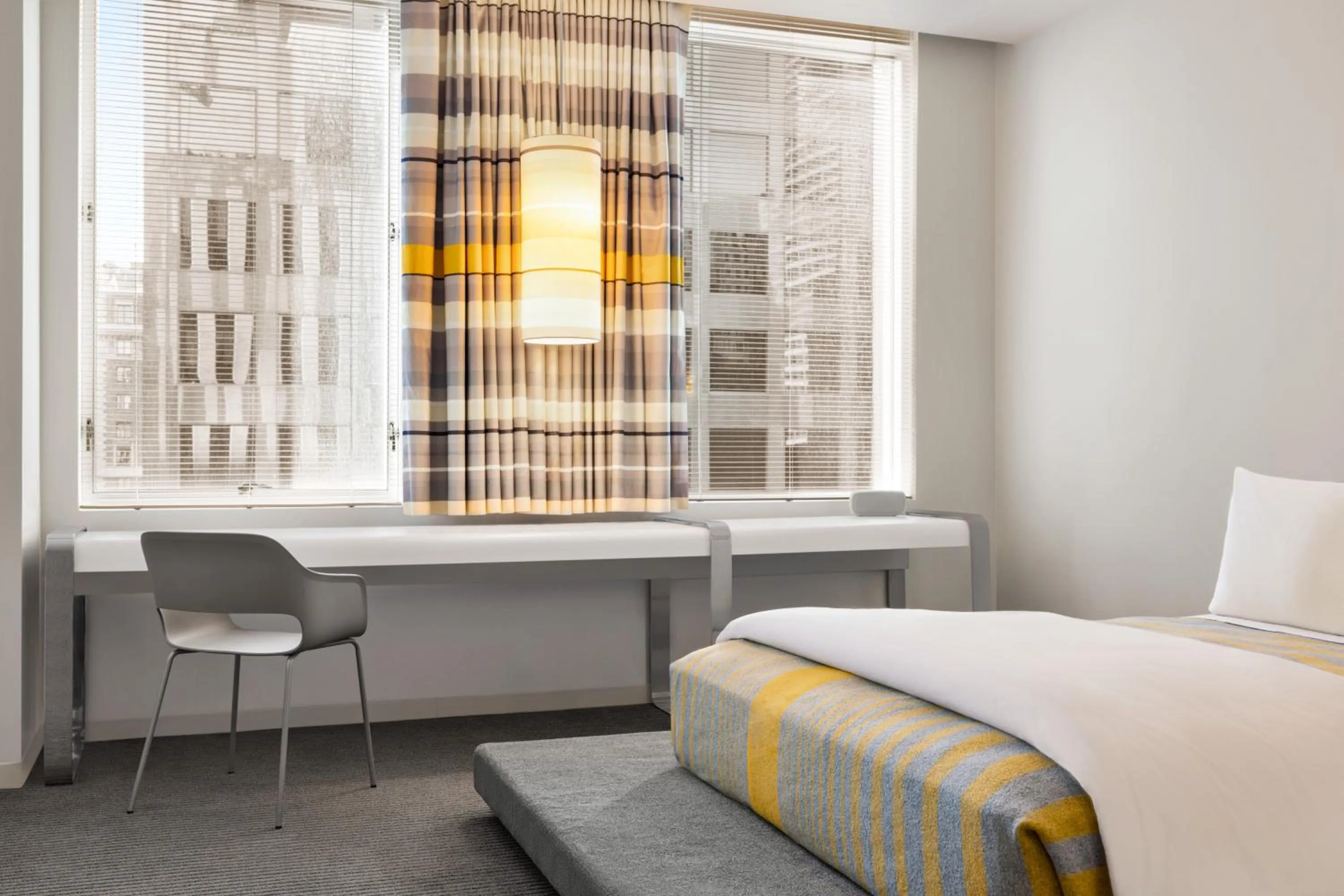 Bedroom, Bed in The Delphi Downtown LA