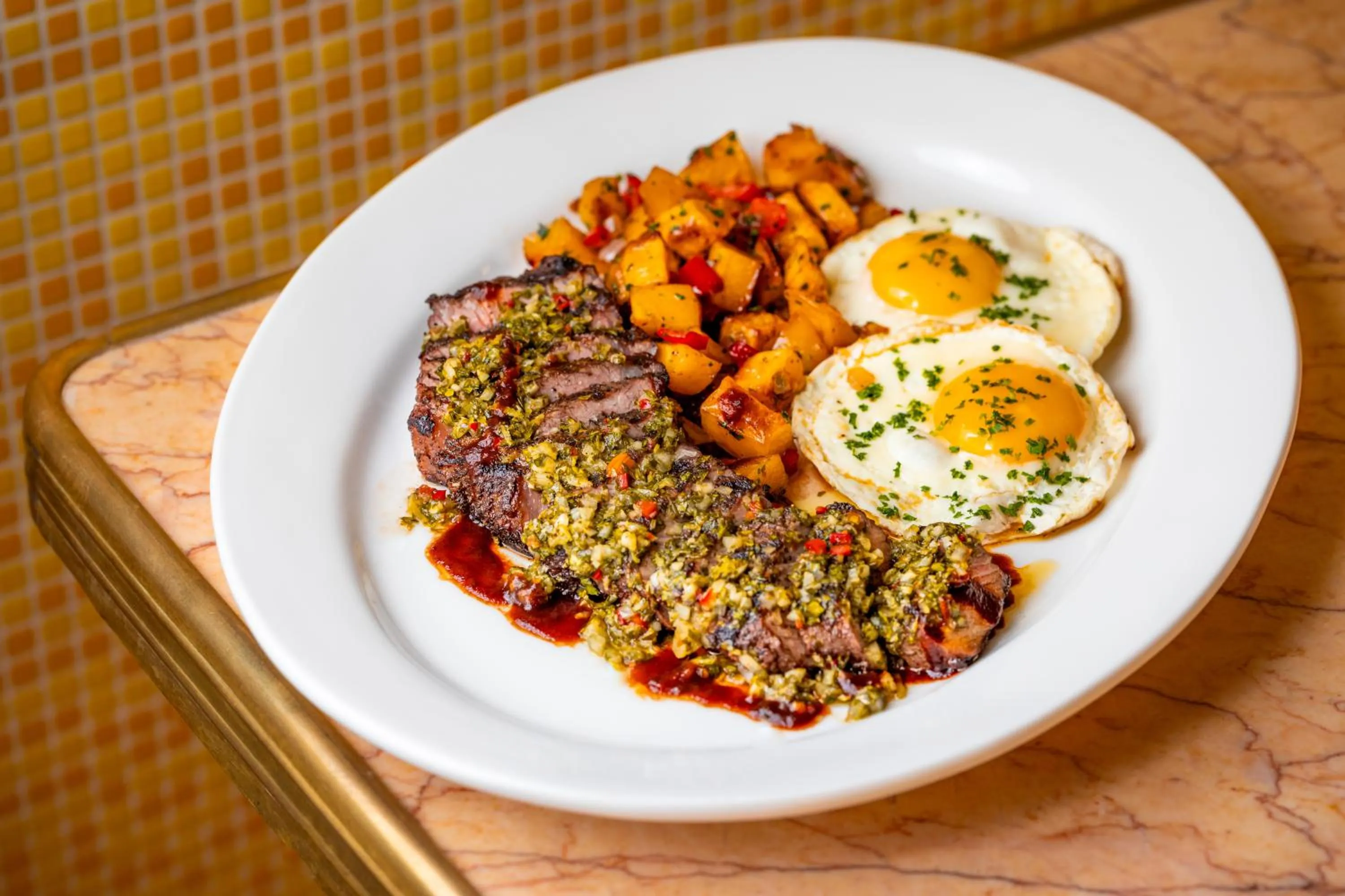 Restaurant/places to eat in The Delphi Downtown LA