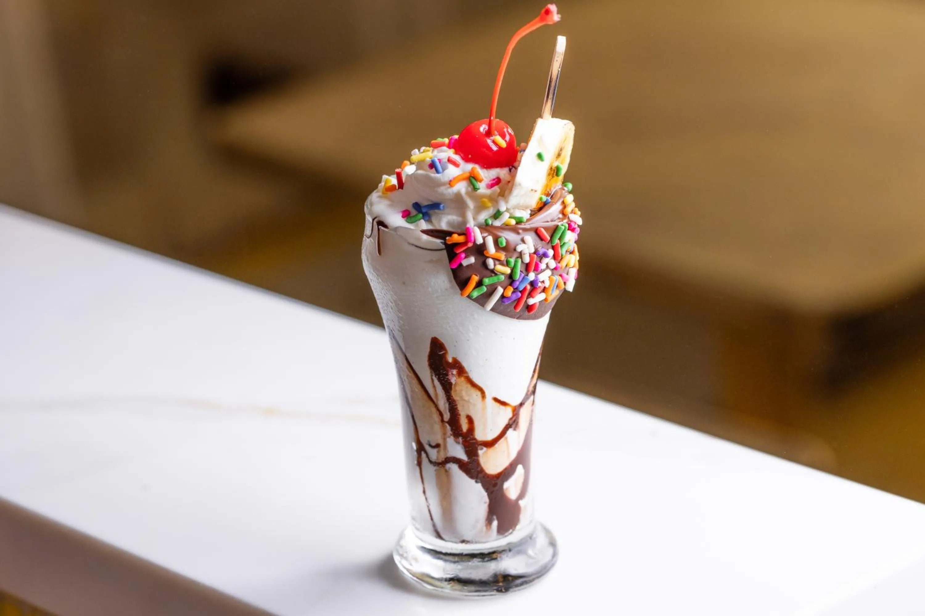 Restaurant/places to eat in The Delphi Downtown LA