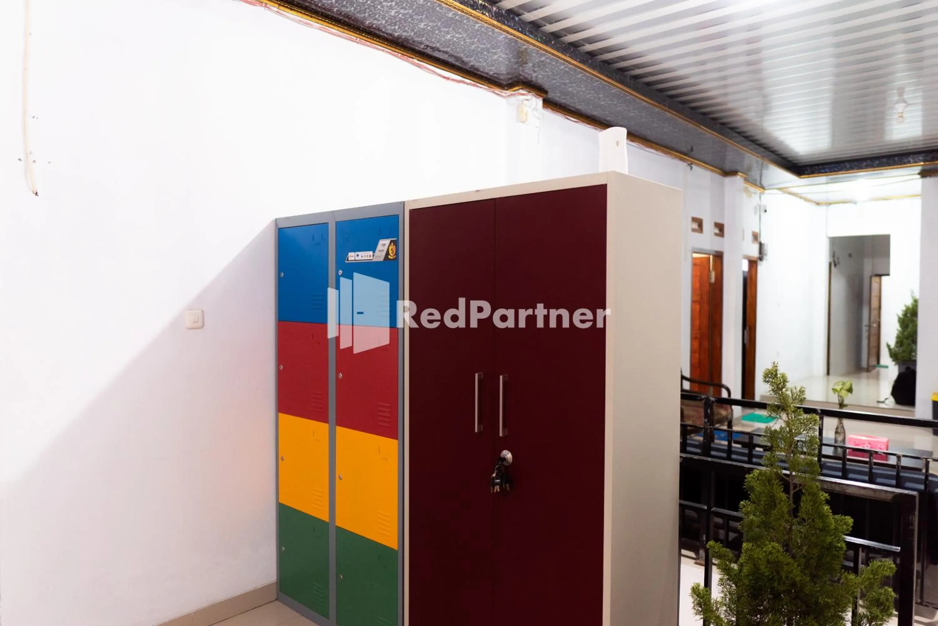 Property building in ITR Homestay RedPartner