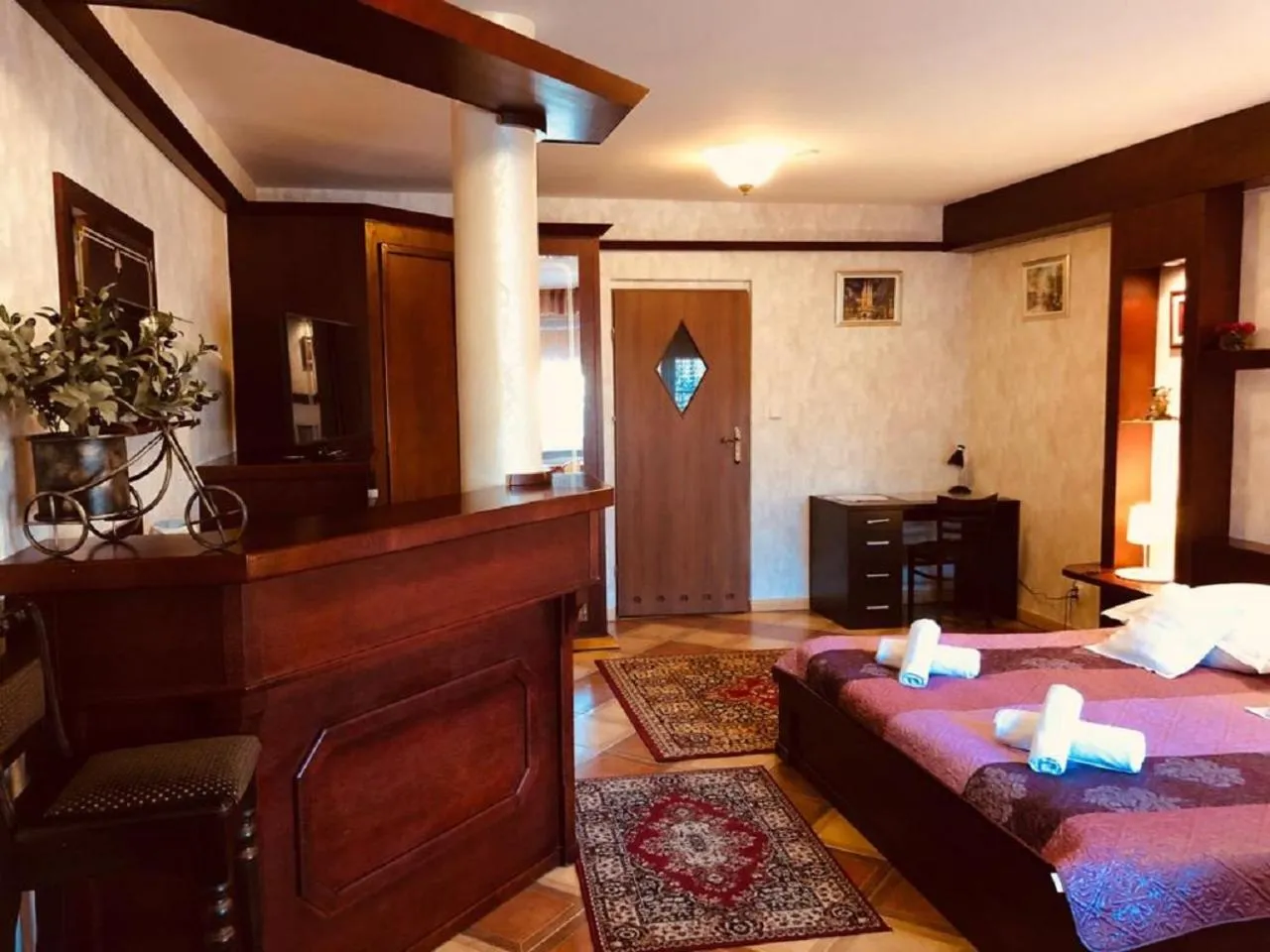 Photo of the whole room, Bed in BLACK JACK "Będzin"