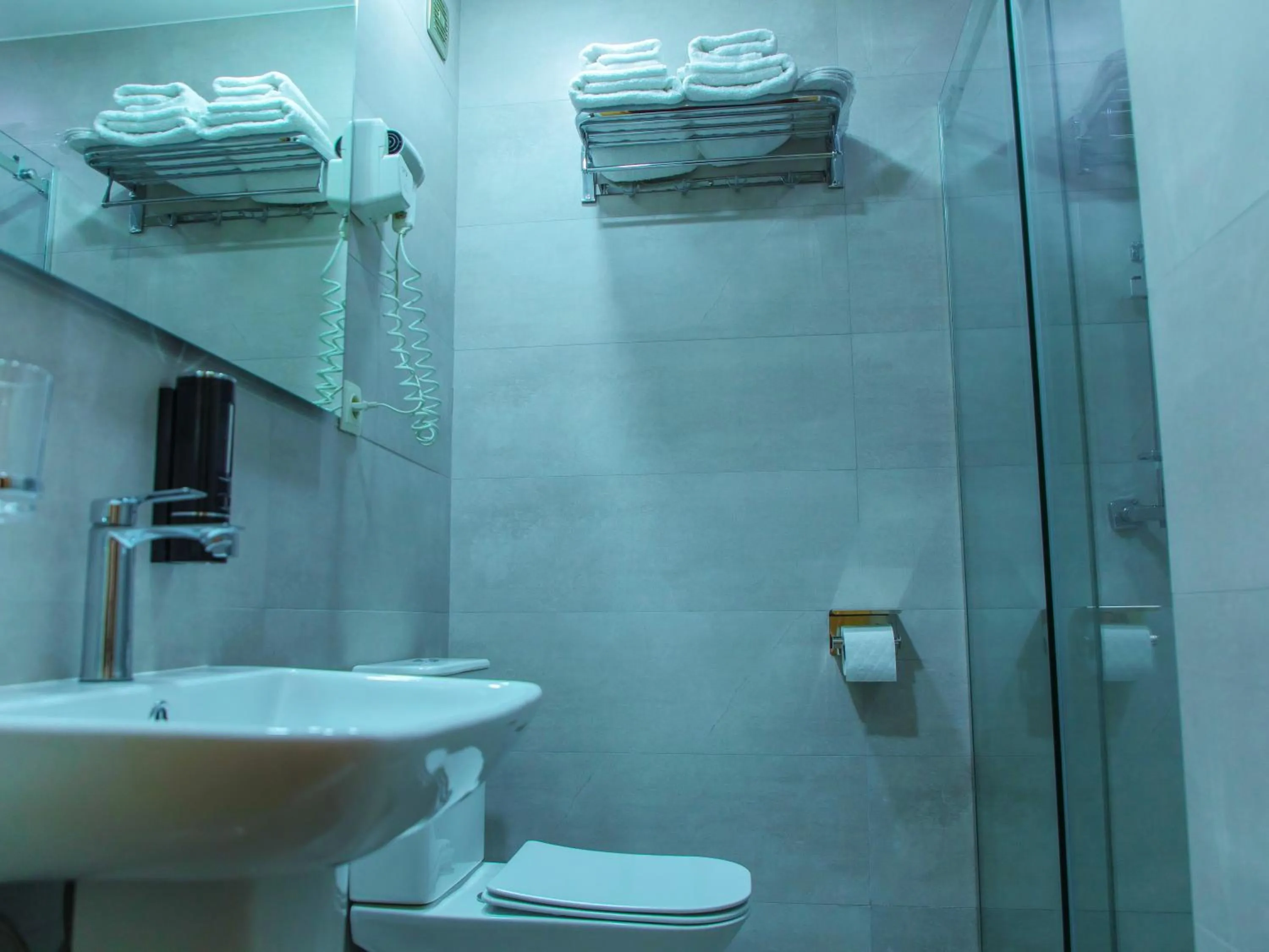 Bathroom in Irmeni Hotel