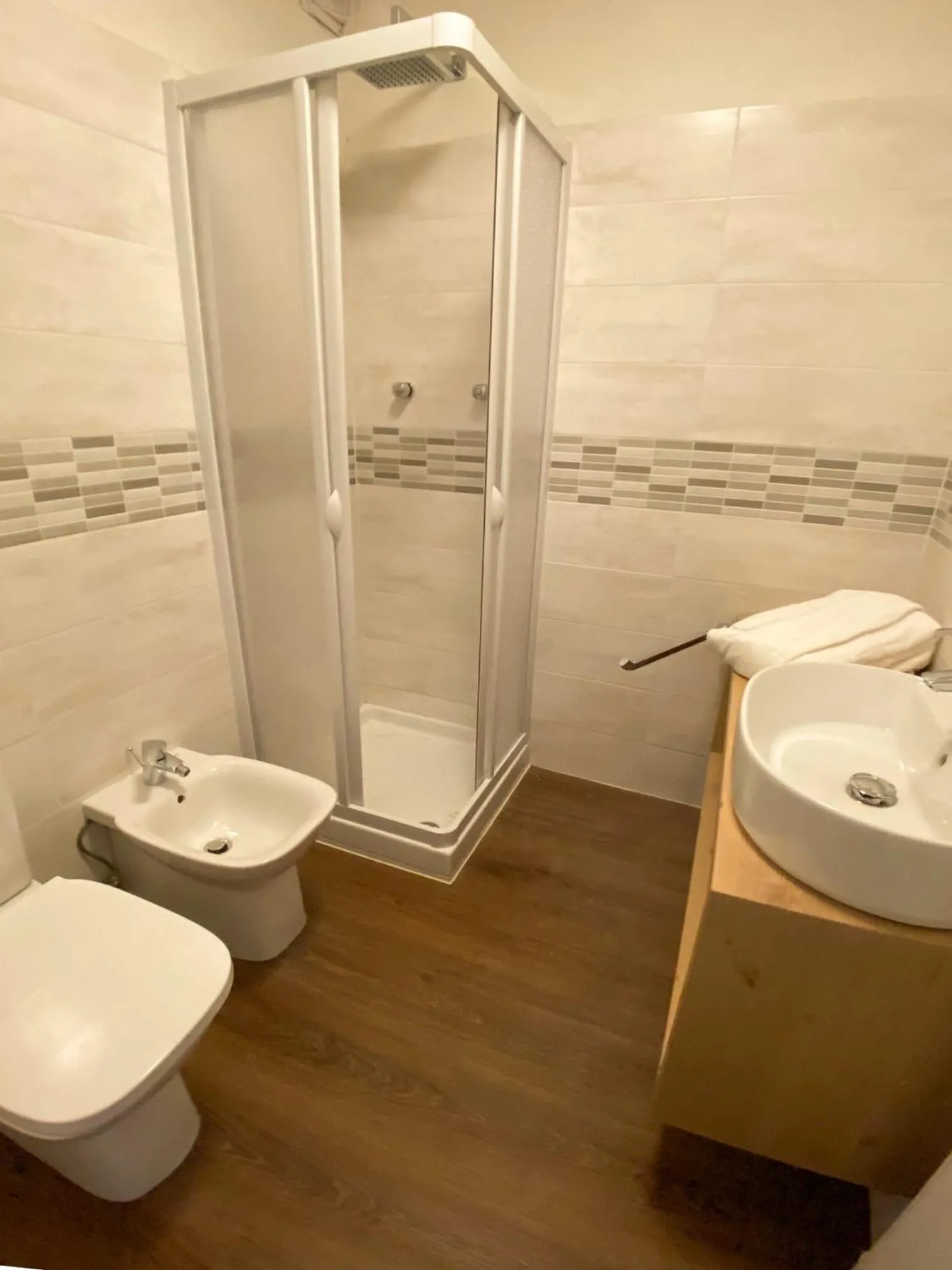 Shower in Hotel Villa Aurora