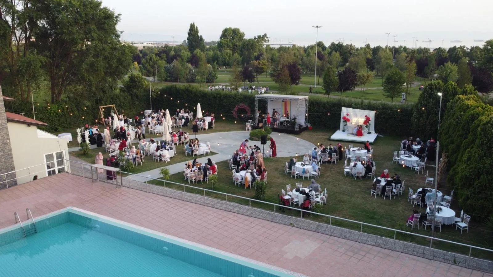 Swimming pool in TALEN OTEL