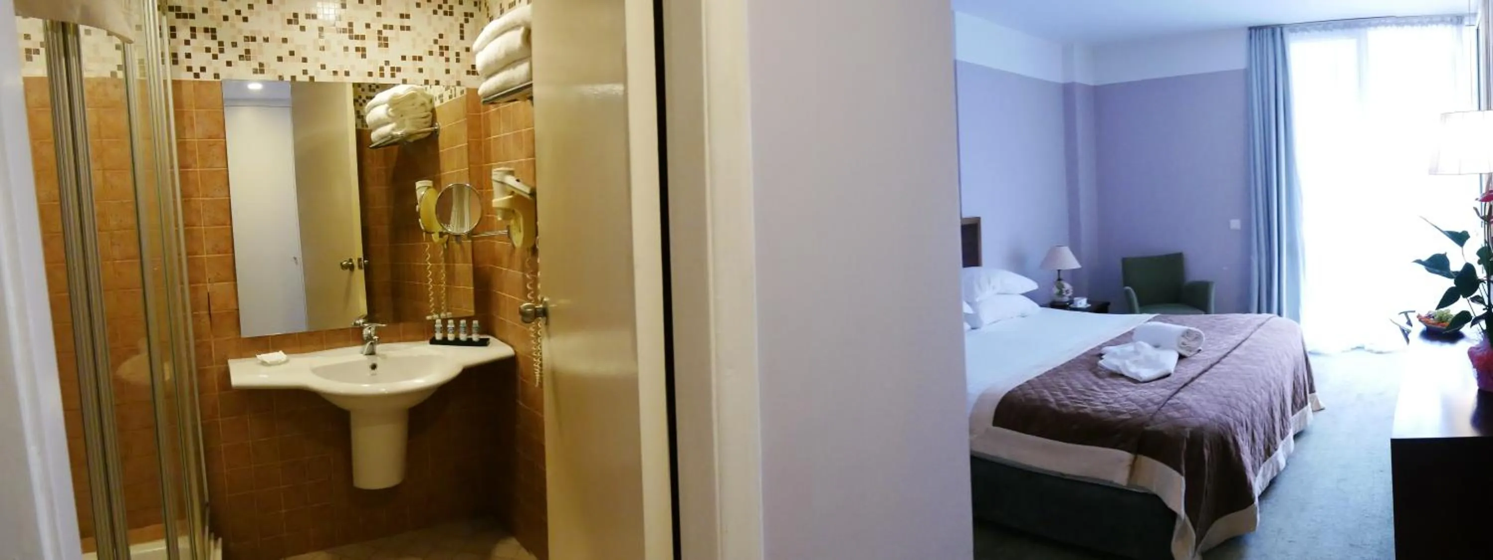 Photo of the whole room in TALEN OTEL