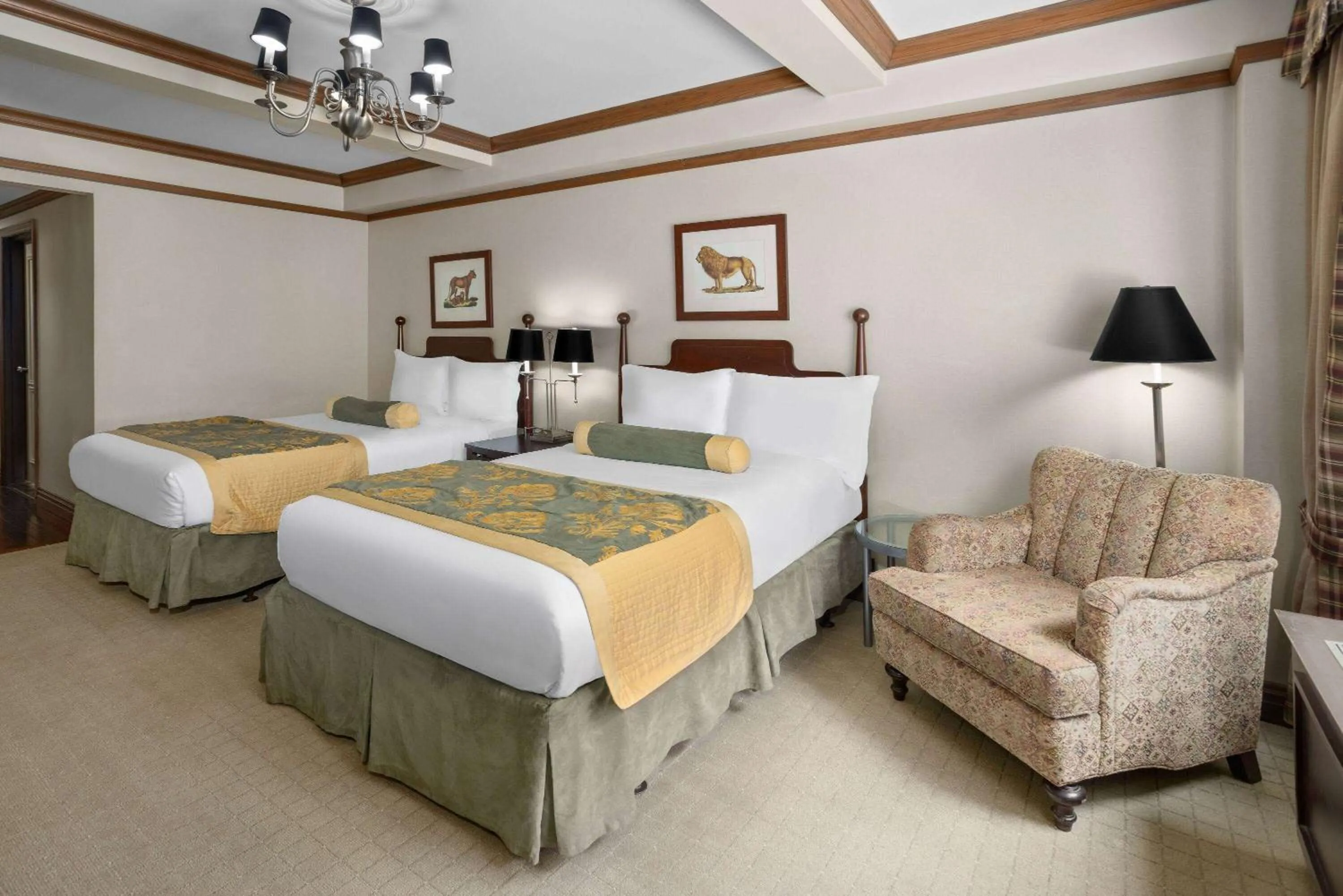 Double Room with Two Double Beds - Non-Smoking in The Blakely by LuxUrban