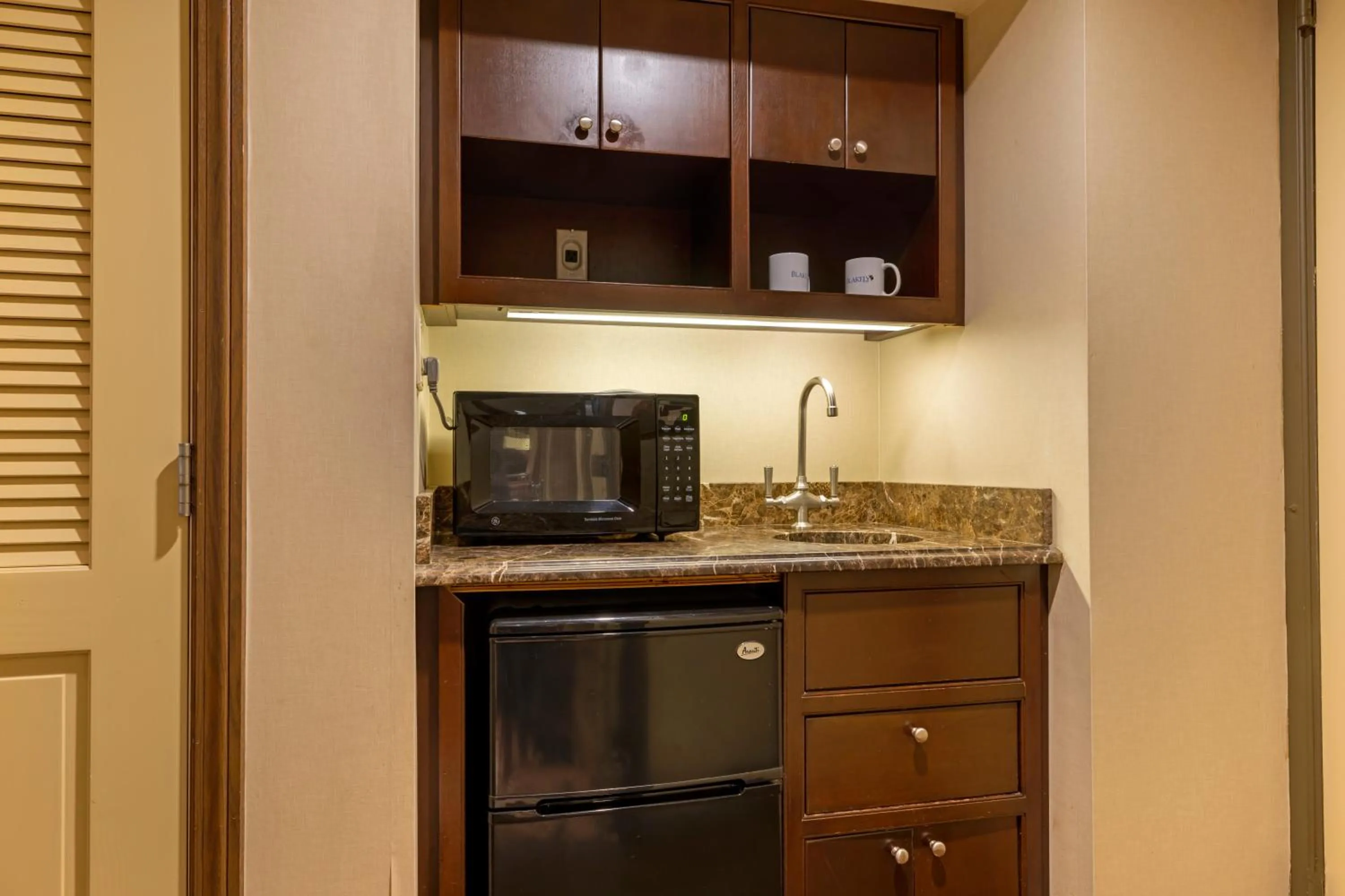 Kitchen or kitchenette in The Blakely by LuxUrban