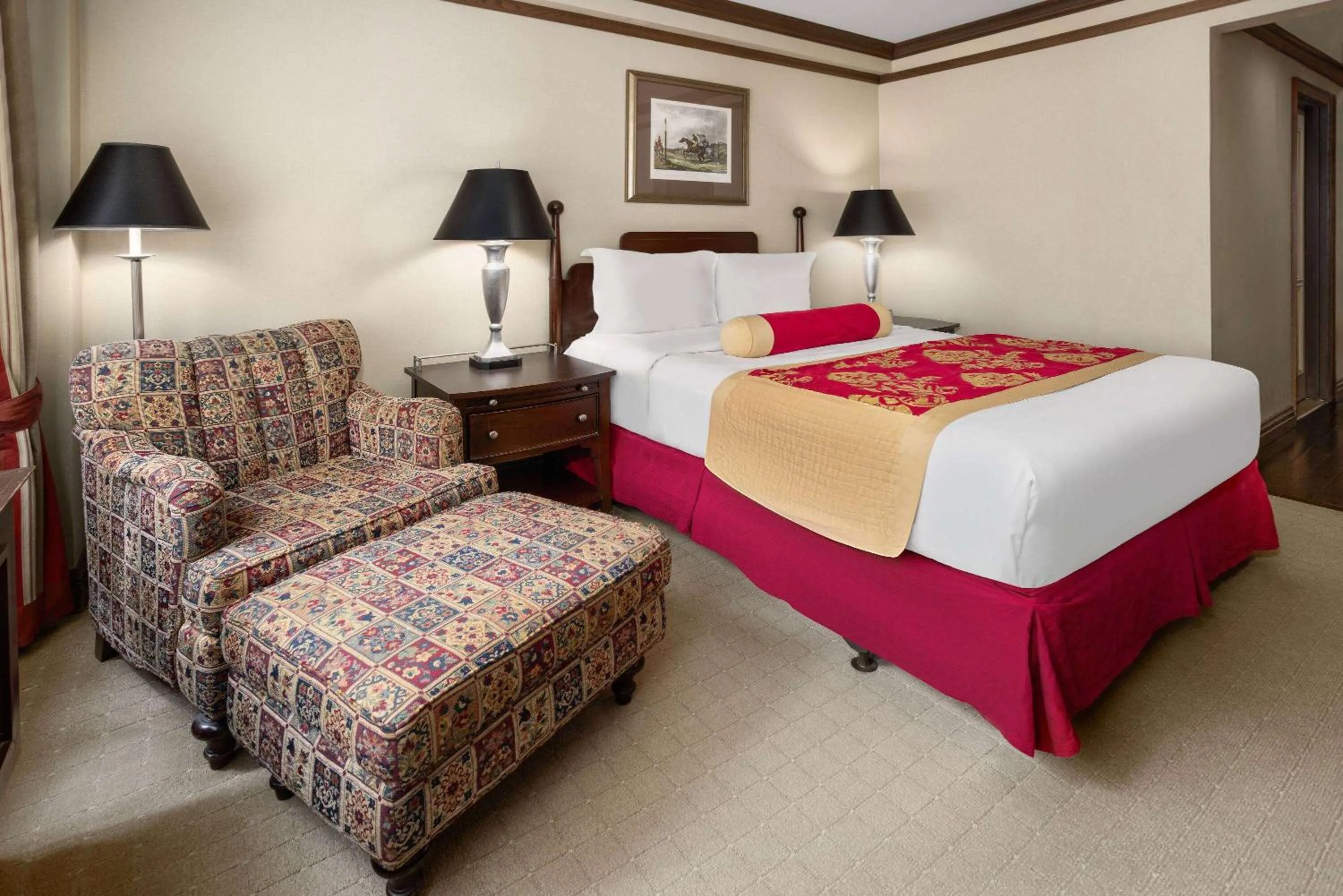 Photo of the whole room in The Blakely by LuxUrban