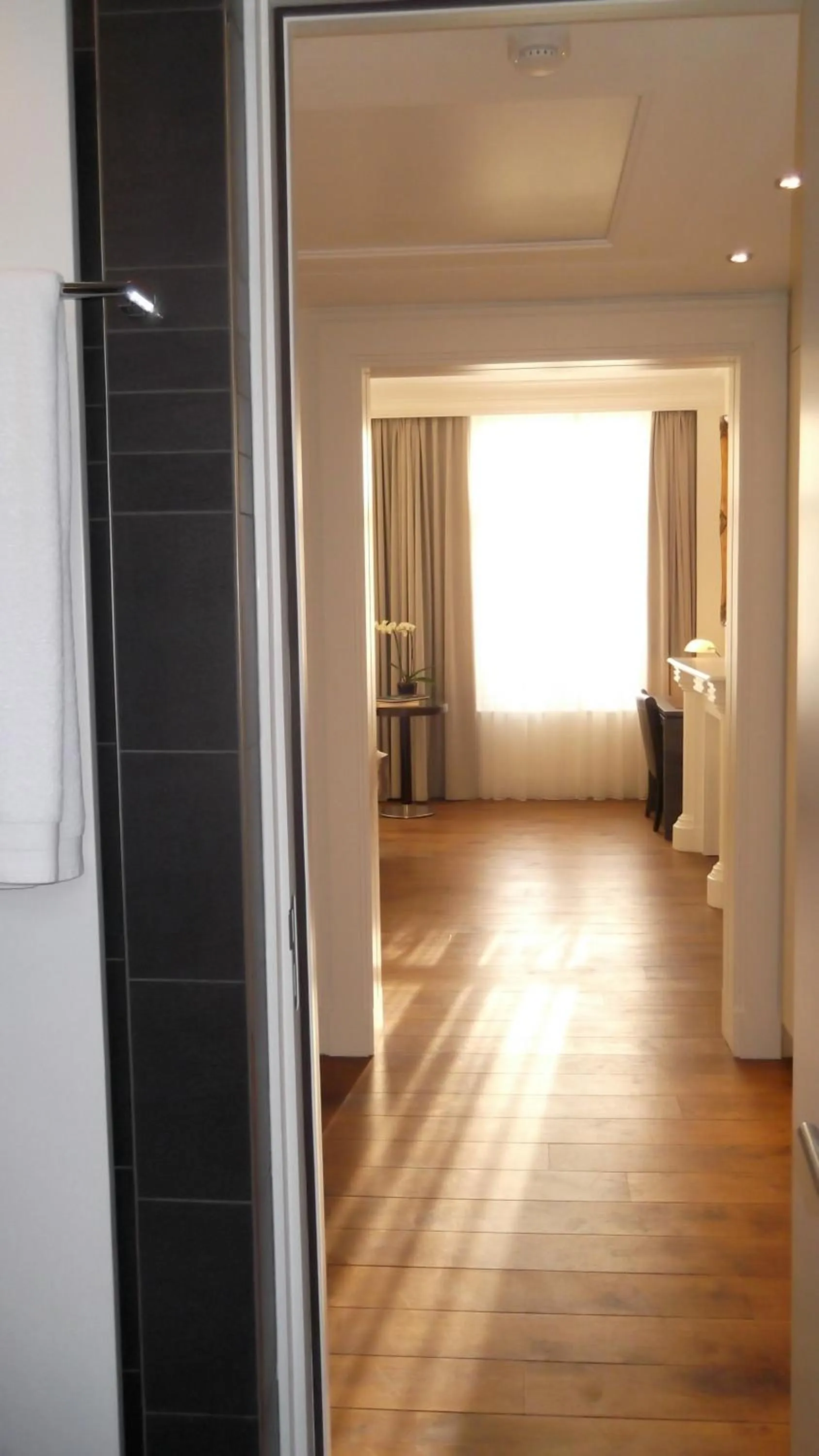 Photo of the whole room in Art de Sejour - B&B