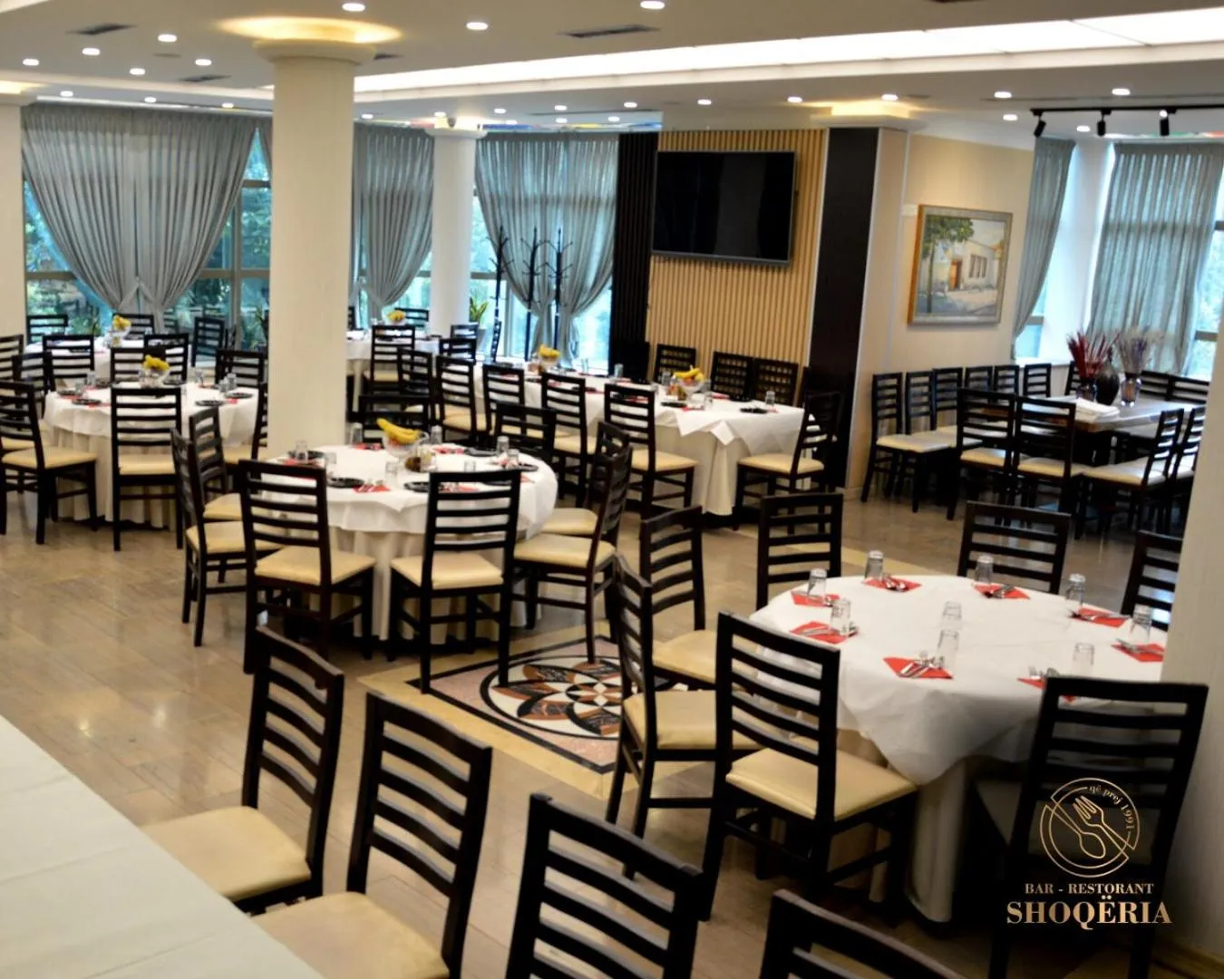 Restaurant/places to eat in Hotel Villa Fernando Tirana