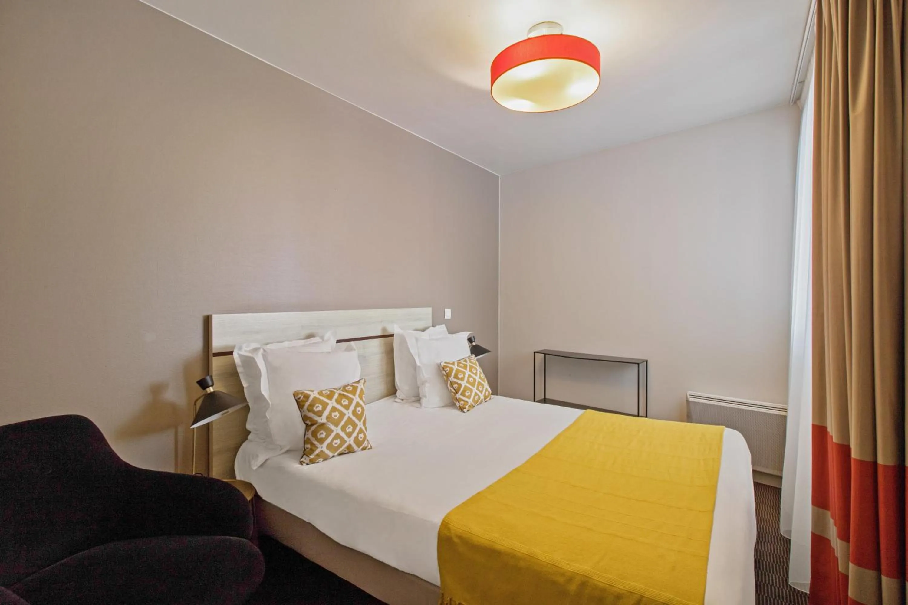 Bed in Appart’City Confort Paris Villejuif