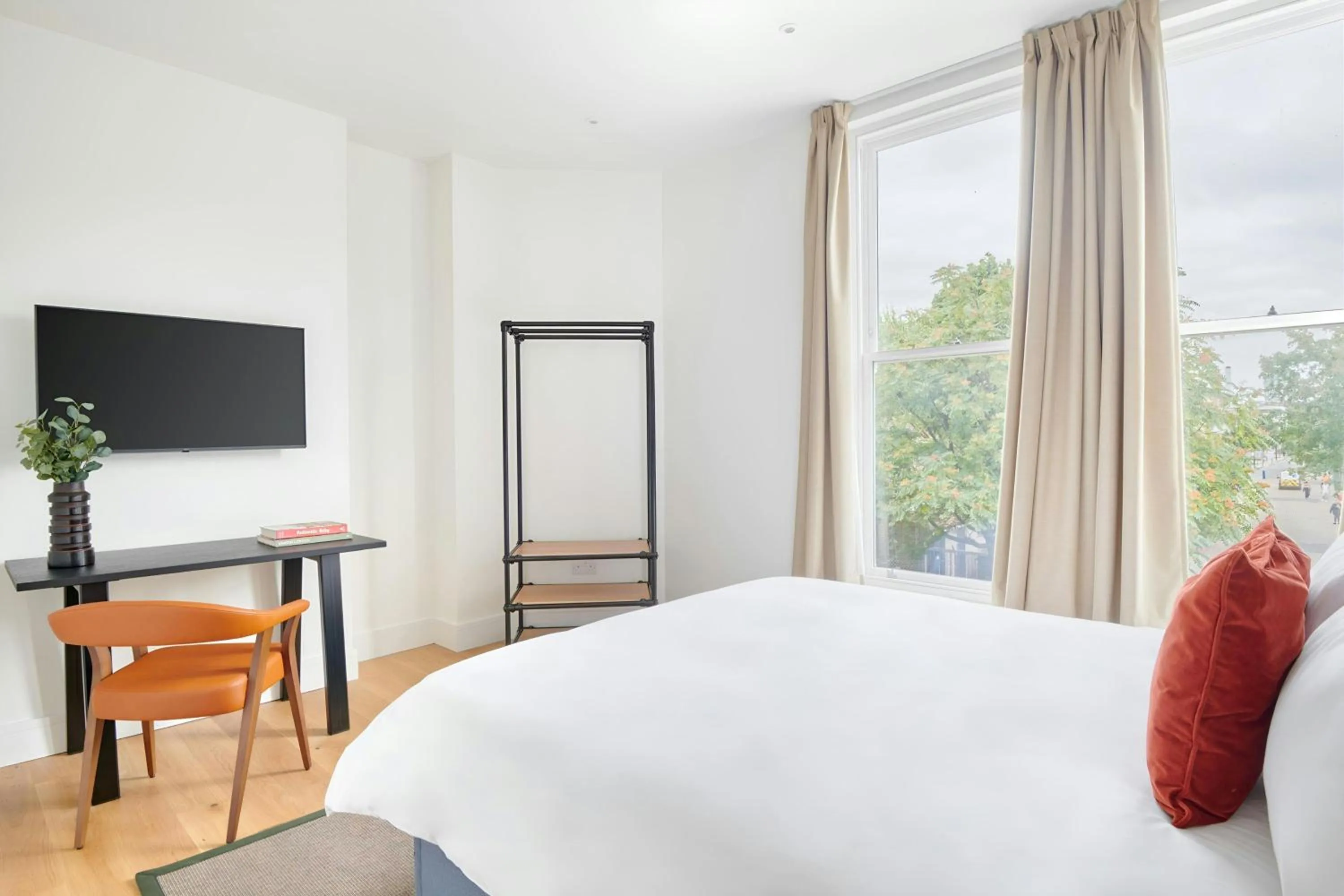 Bedroom, Bed in The Prince Hotel Vauxhall, Sonder by Marriott Bonvoy