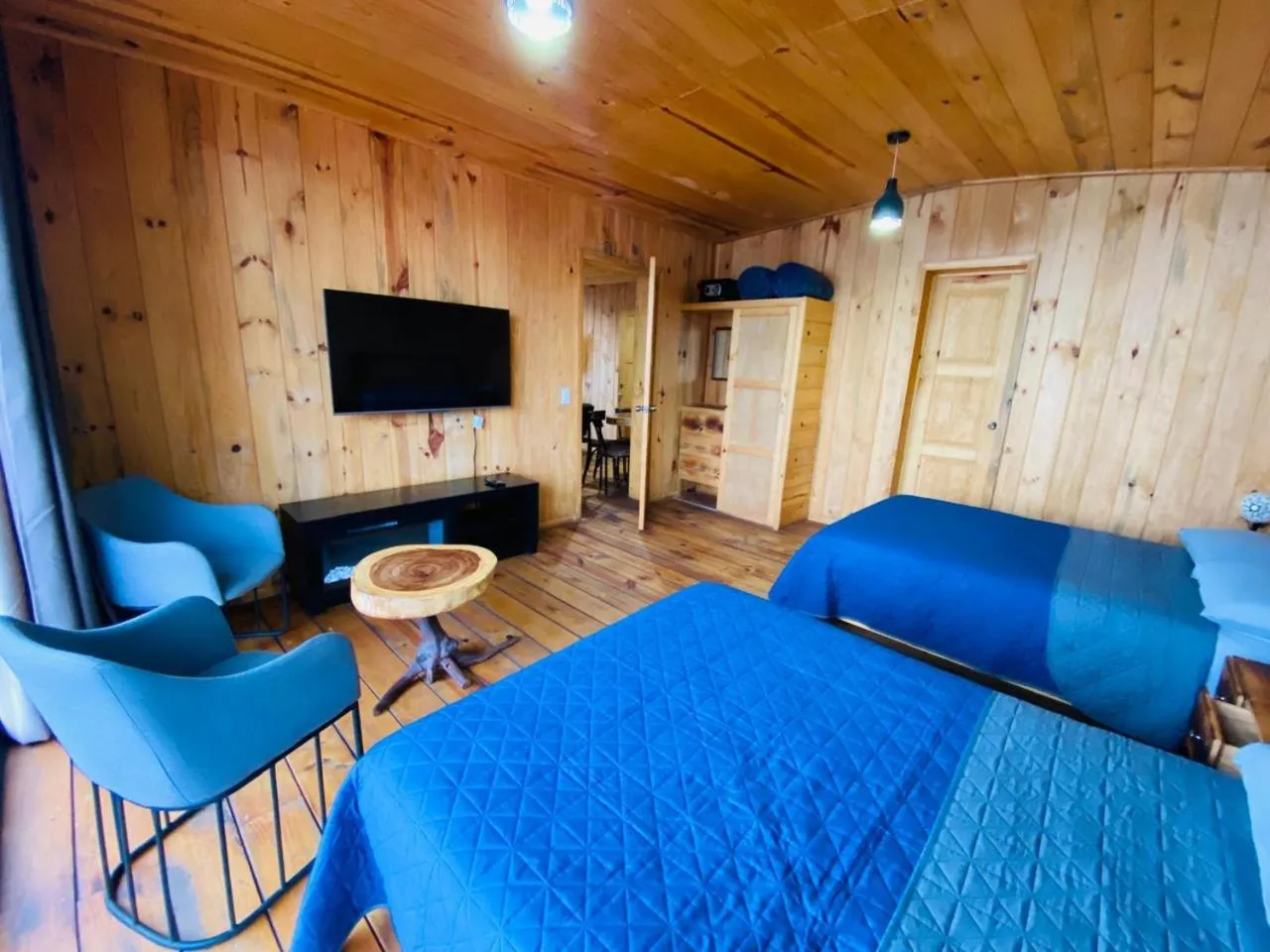 Alto de la Sierra by Rotamundos