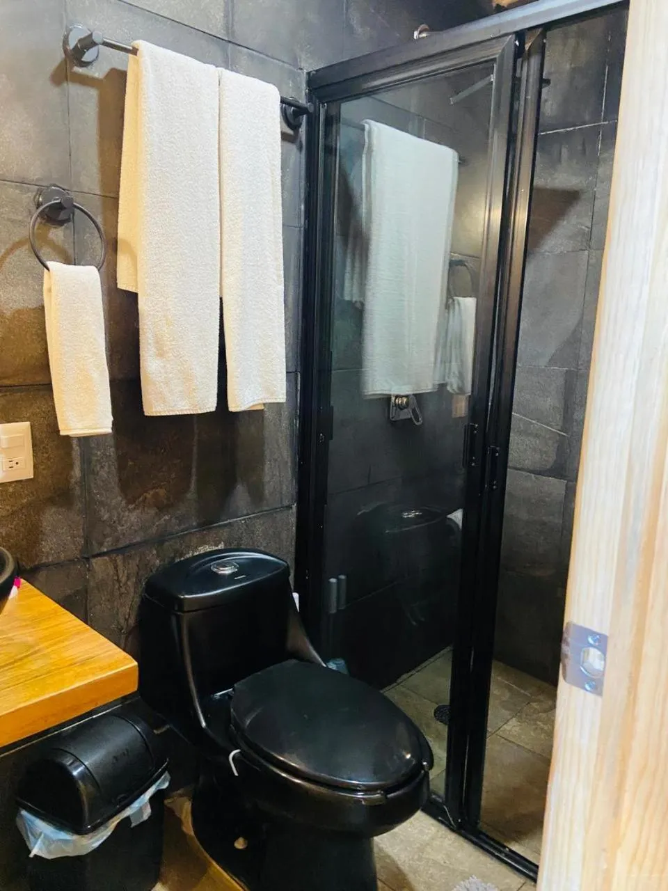 Alto de la Sierra by Rotamundos