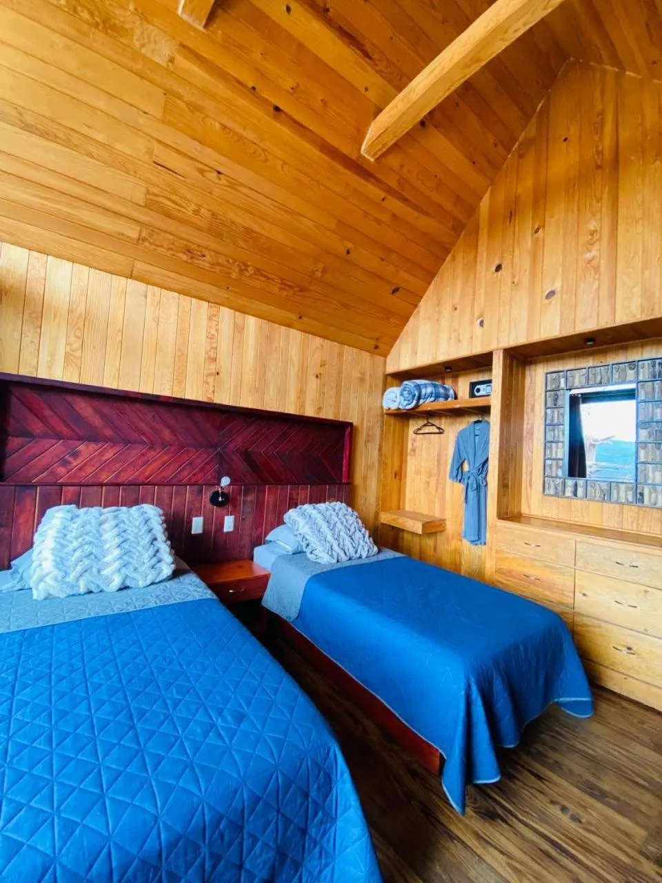 Alto de la Sierra by Rotamundos