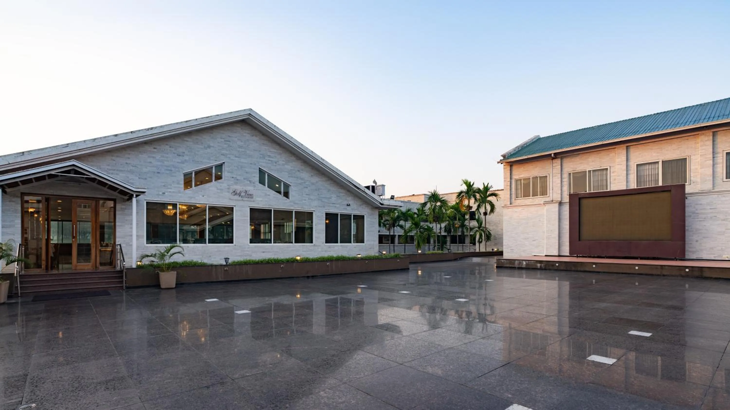 Balcony/Terrace in Eagleton The Golf Resort