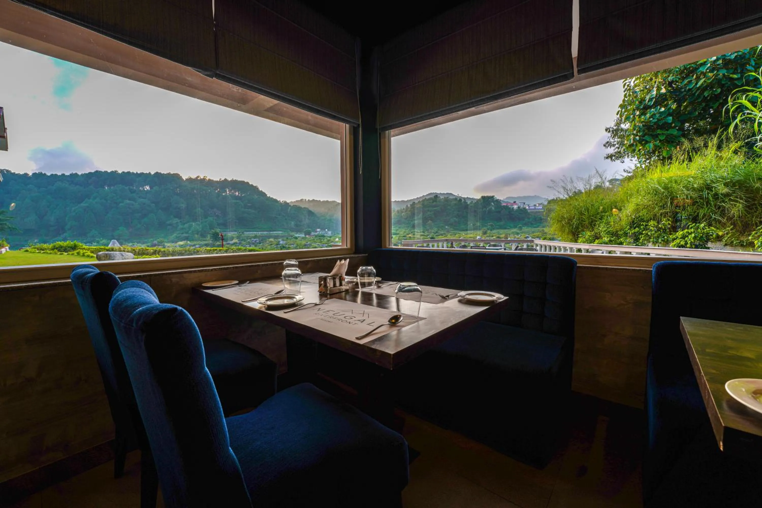 Restaurant/places to eat in Neugal Riverfront Resort