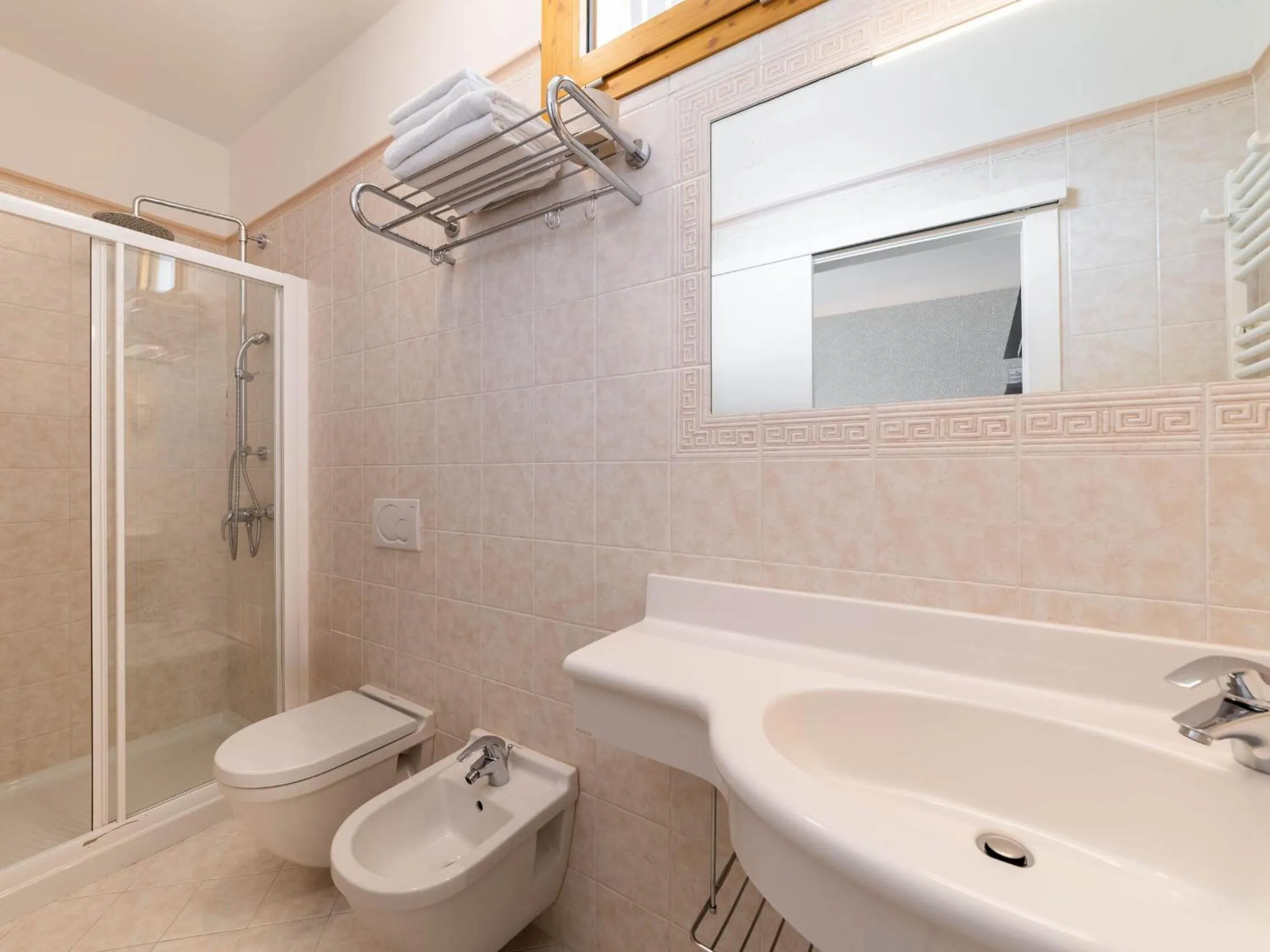 Bathroom in Hotel Riviera Panoramic Green Resort