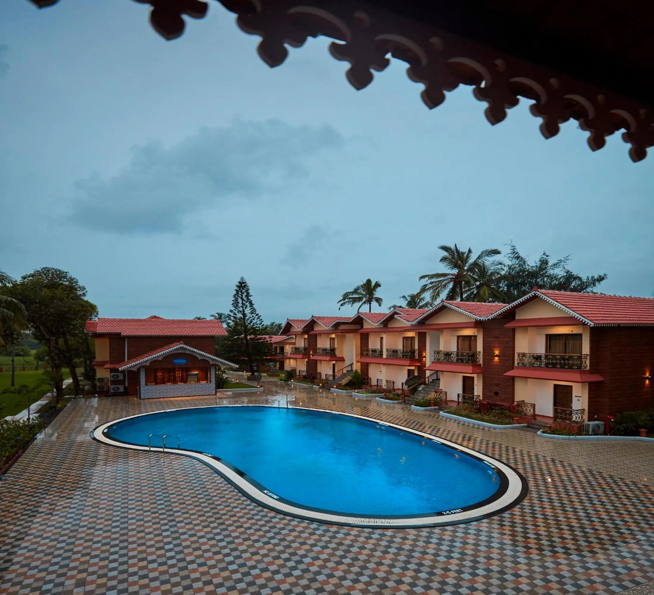 Swimming pool in Sea Queen Beach Resort & Spa