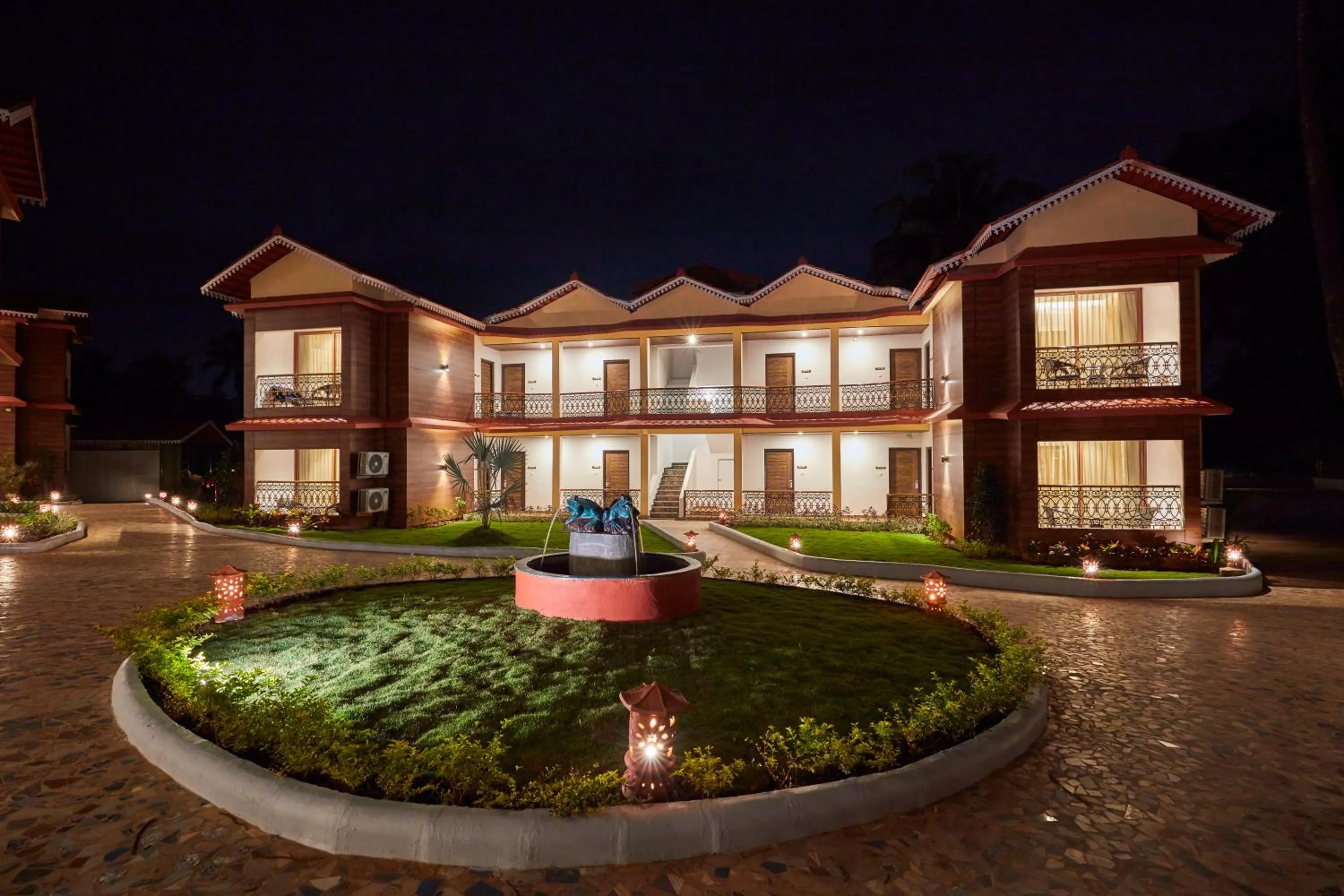 Night in Sea Queen Beach Resort & Spa