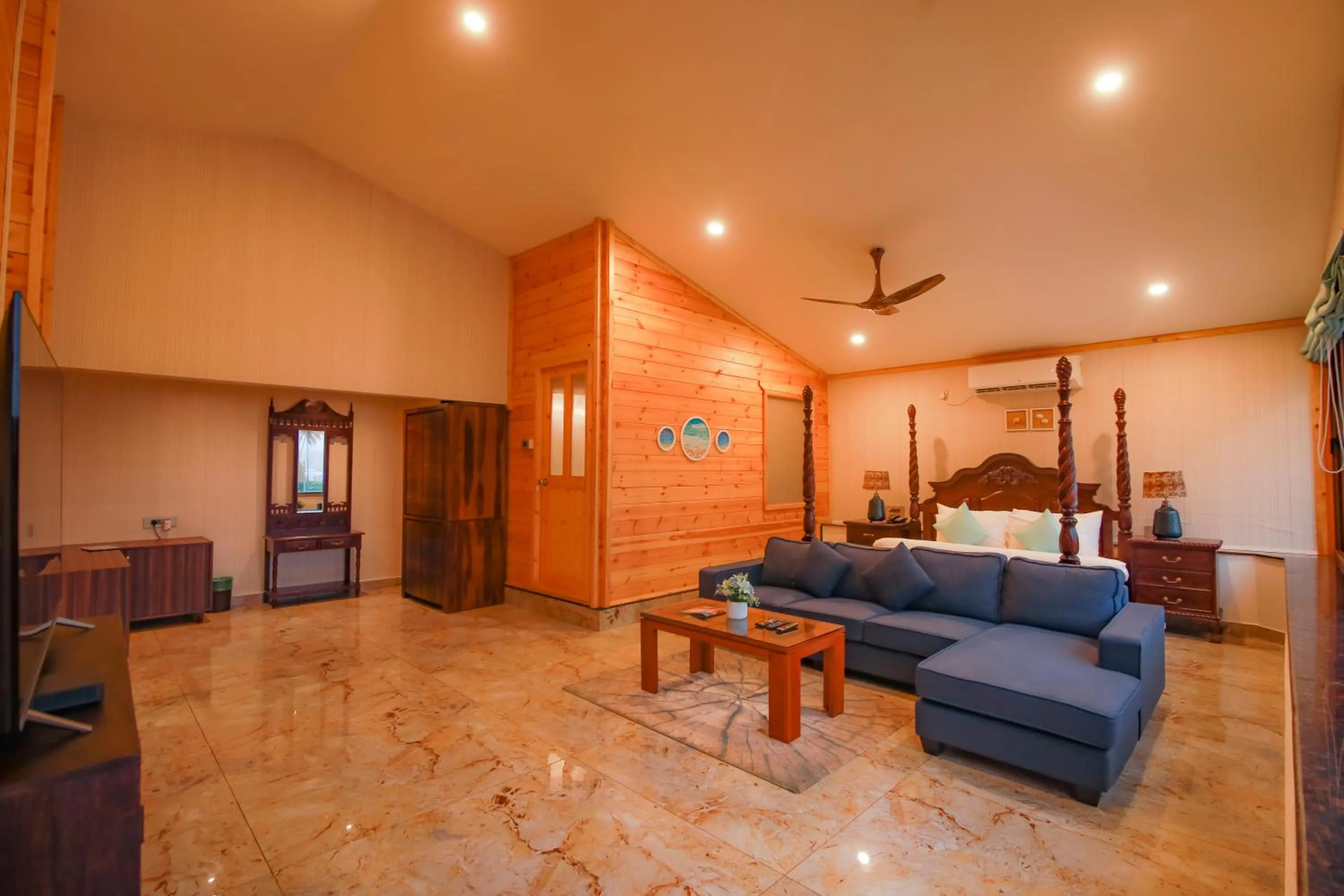 Living room in Sea Queen Beach Resort & Spa