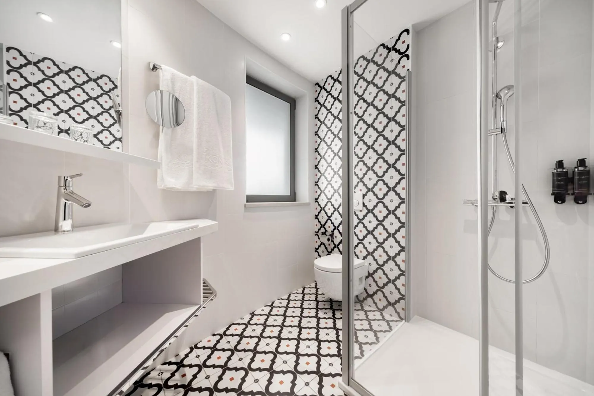 Bathroom in Ikonik Lisboa