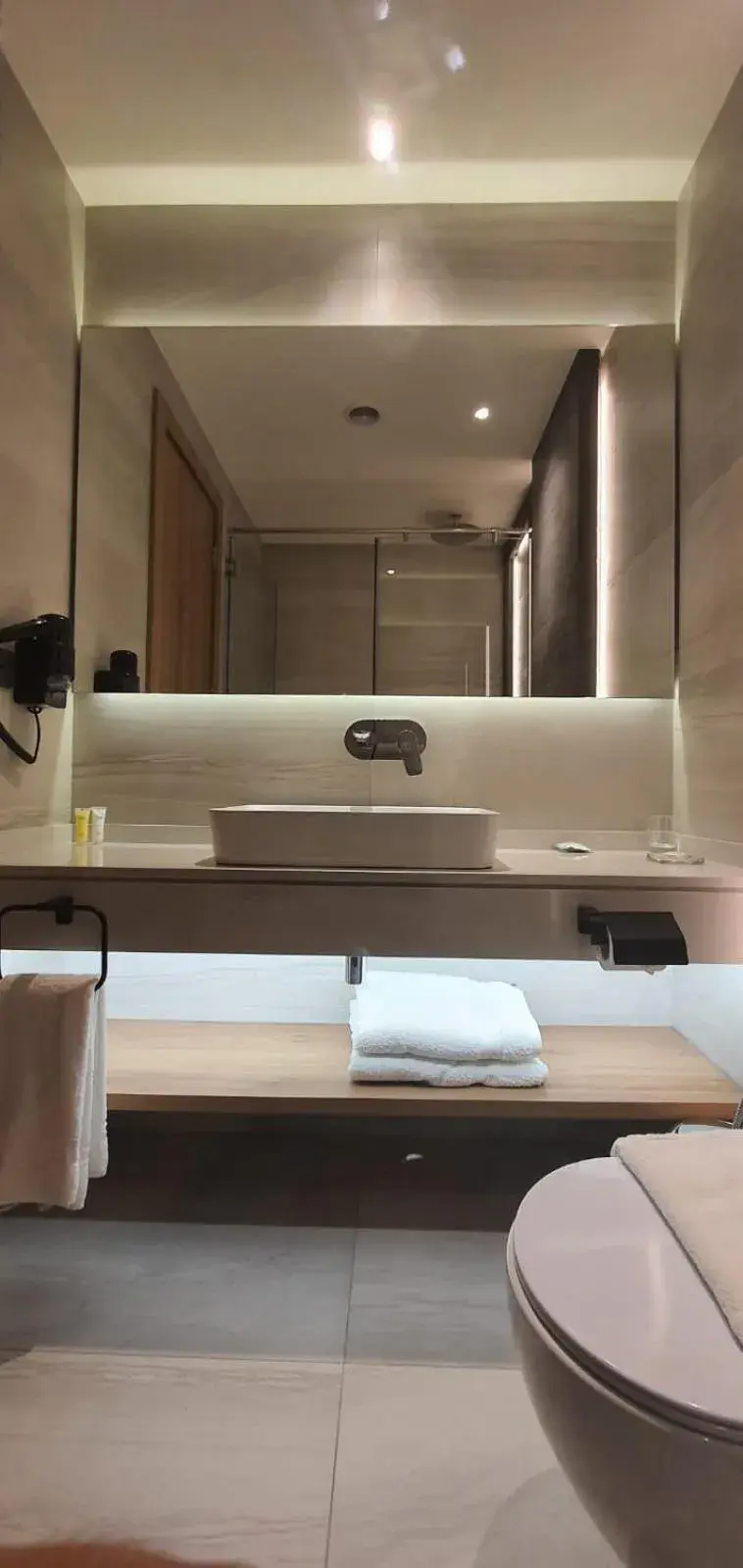 Deluxe Junior Suite in Lilac Hotel - Amman Deluxe Junior Suite in Lilac Hotel - Amman