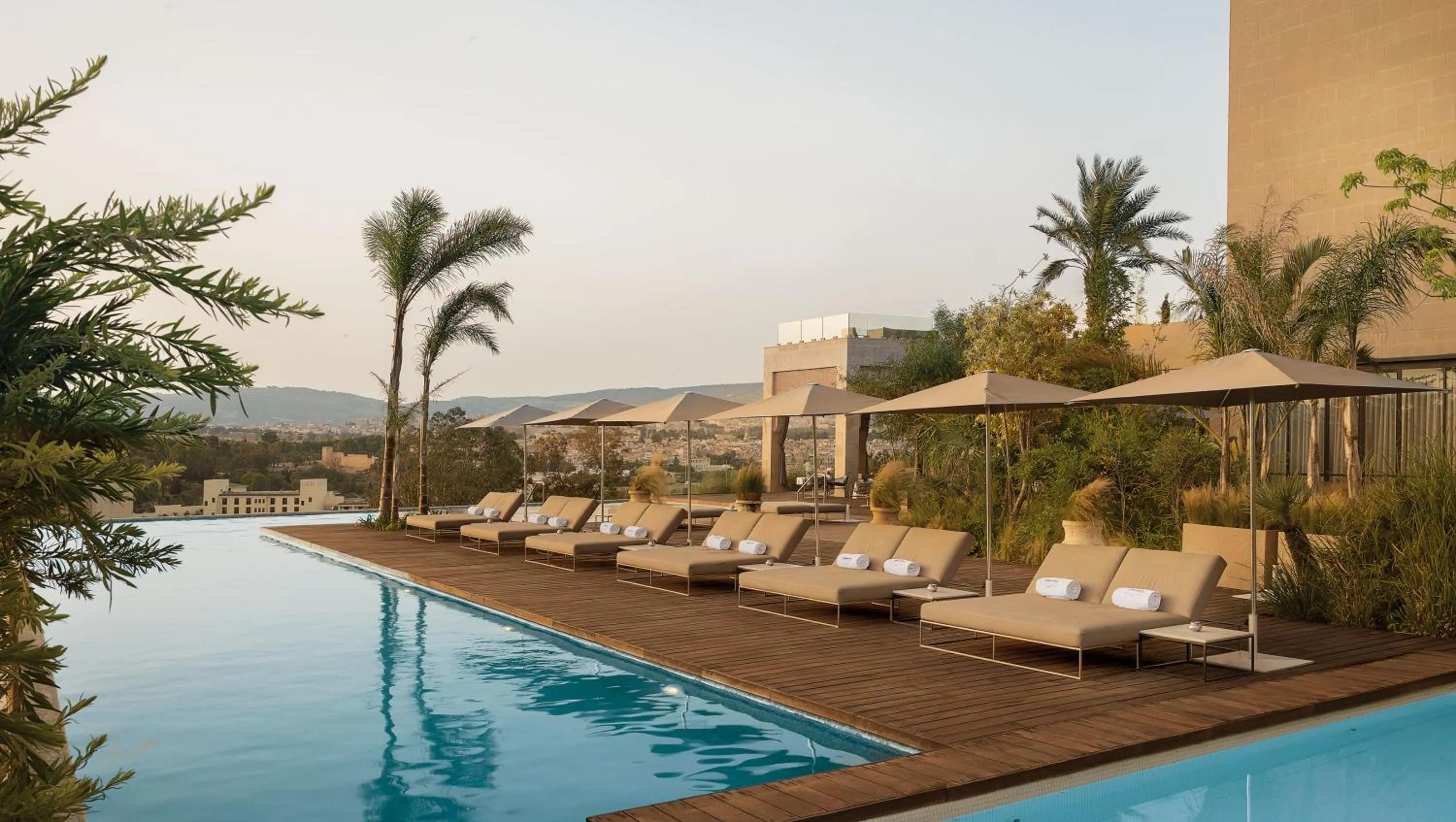 Swimming pool in Hotel Sahrai