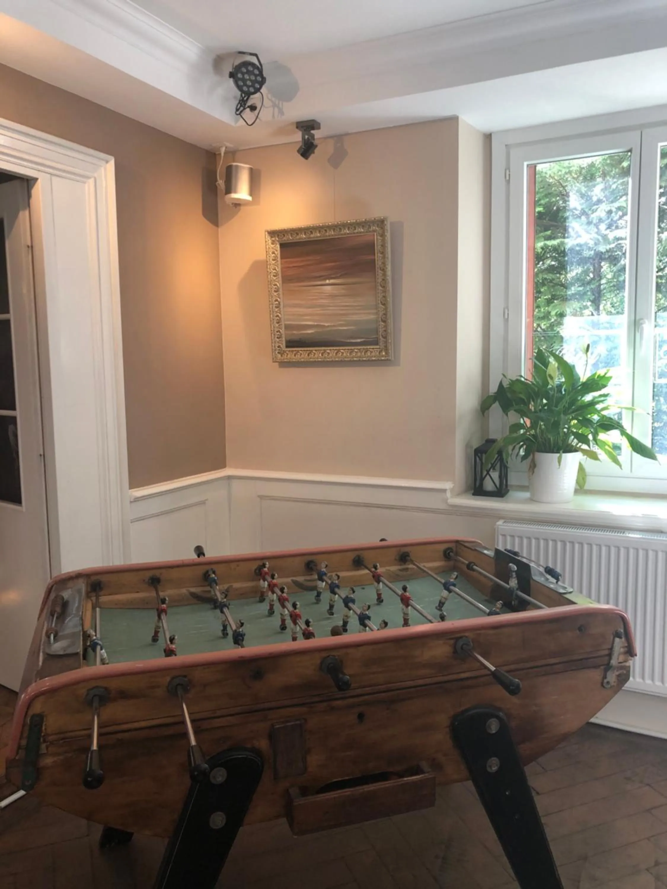 Restaurant/places to eat in Hôtel D’Artiste