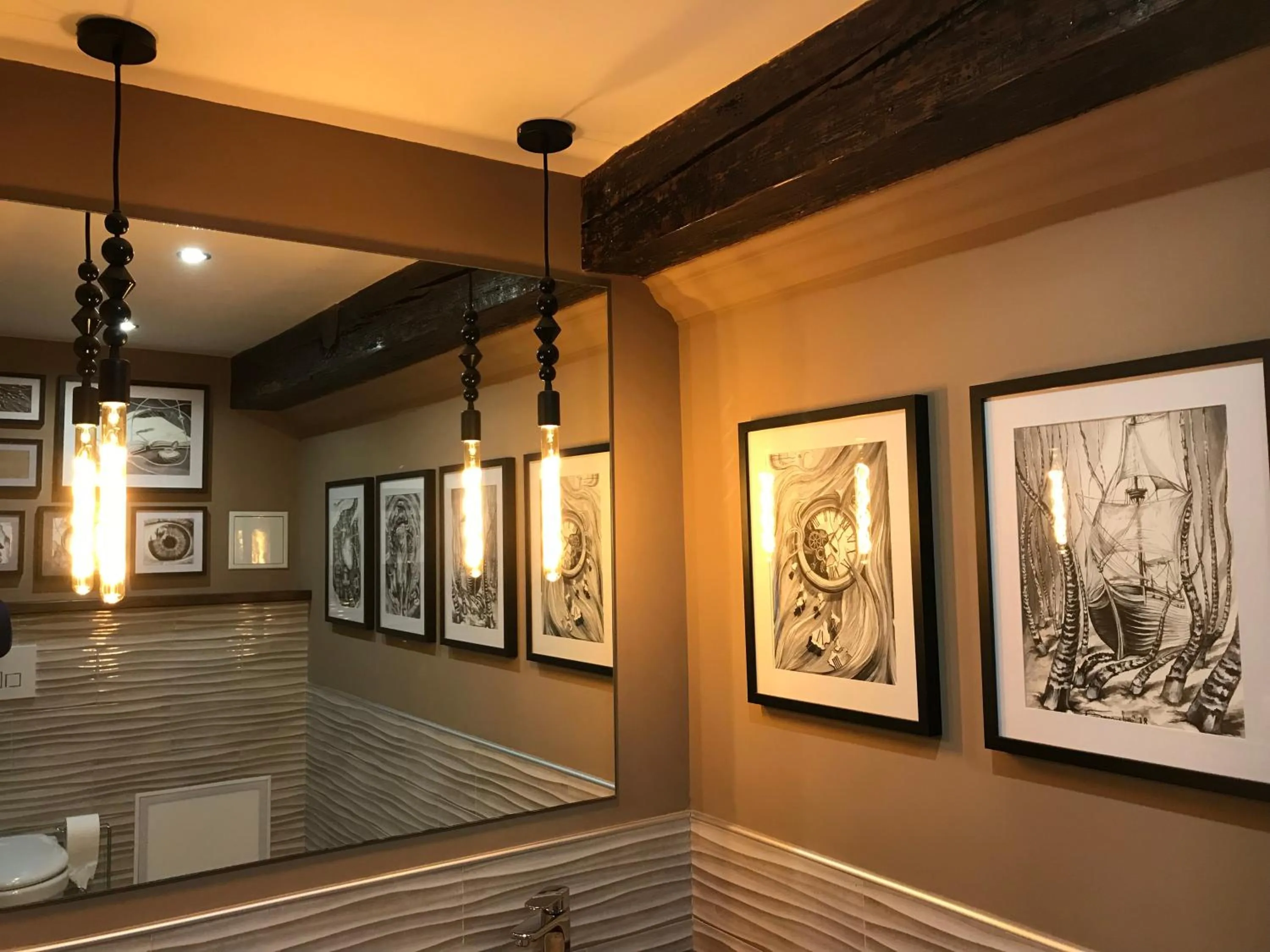 Lounge or bar in Hôtel D’Artiste