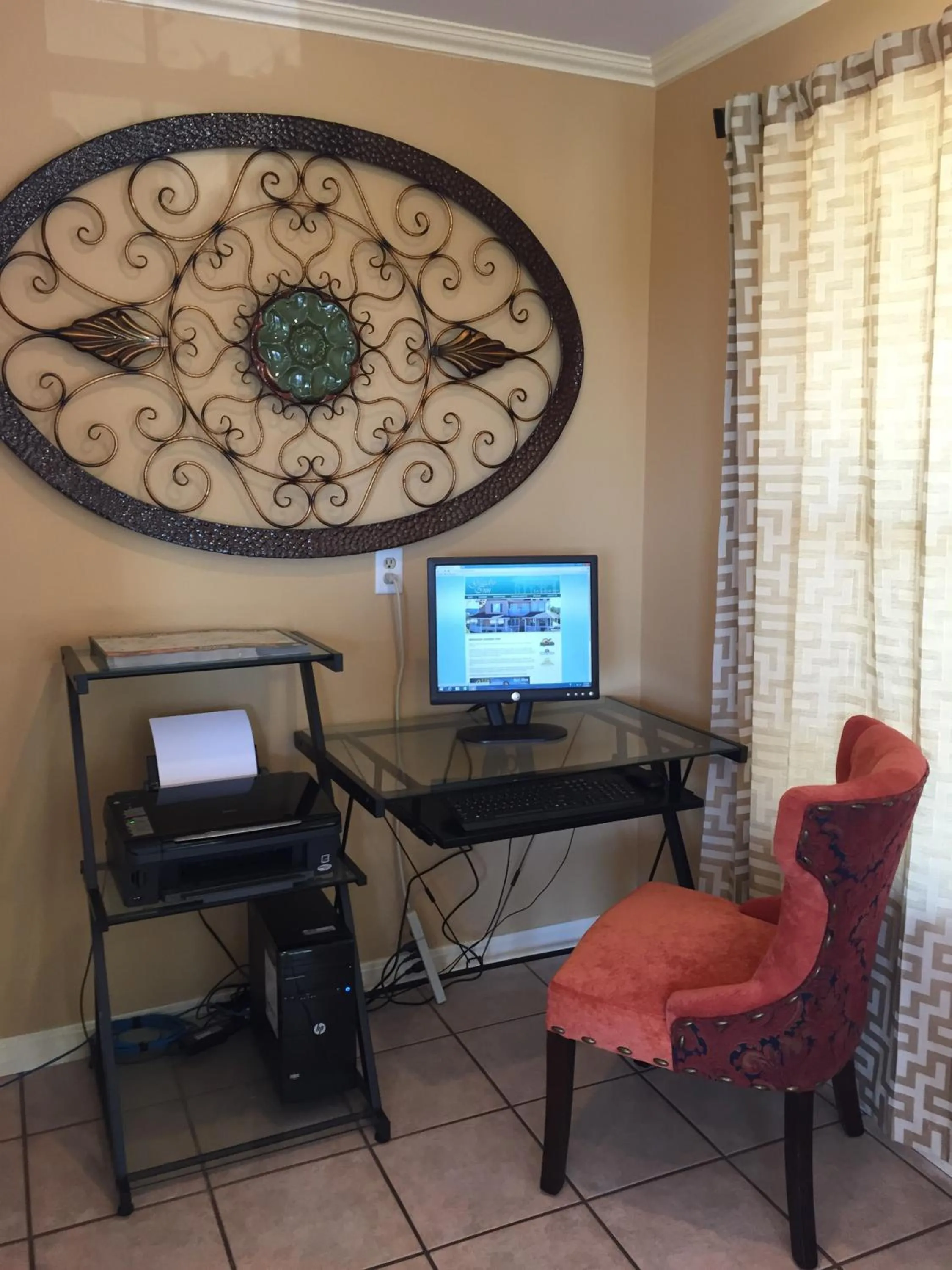 Business facilities in Gazebo Inn