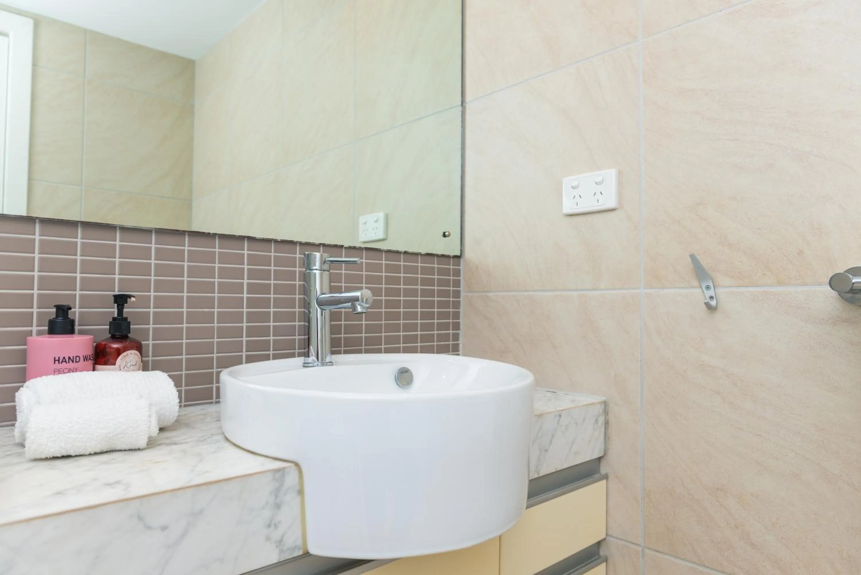 Darwin Harbour Suites