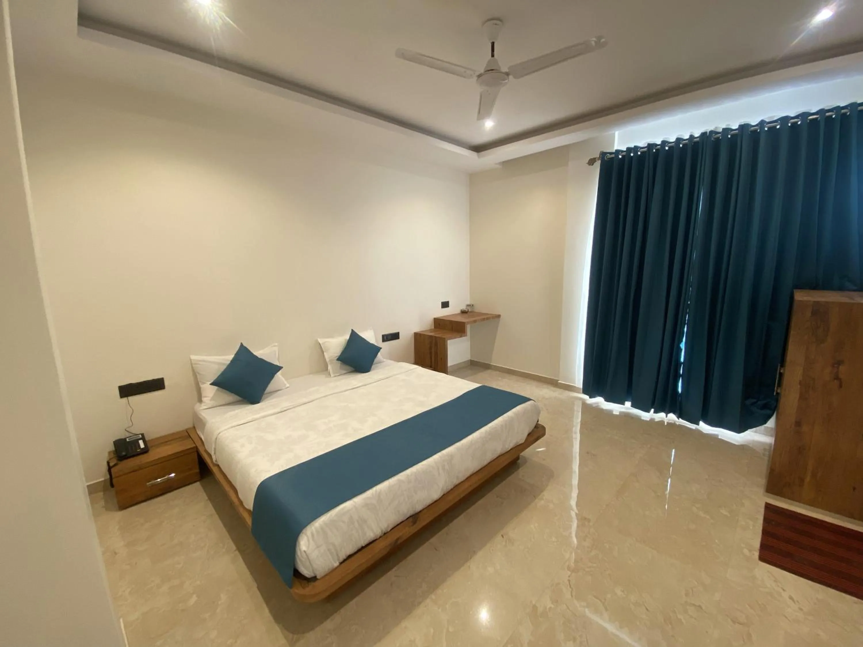 Bedroom, Bed in The Heritage Conventions