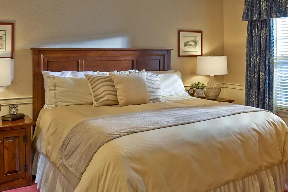 Bed in Green Mountain Inn