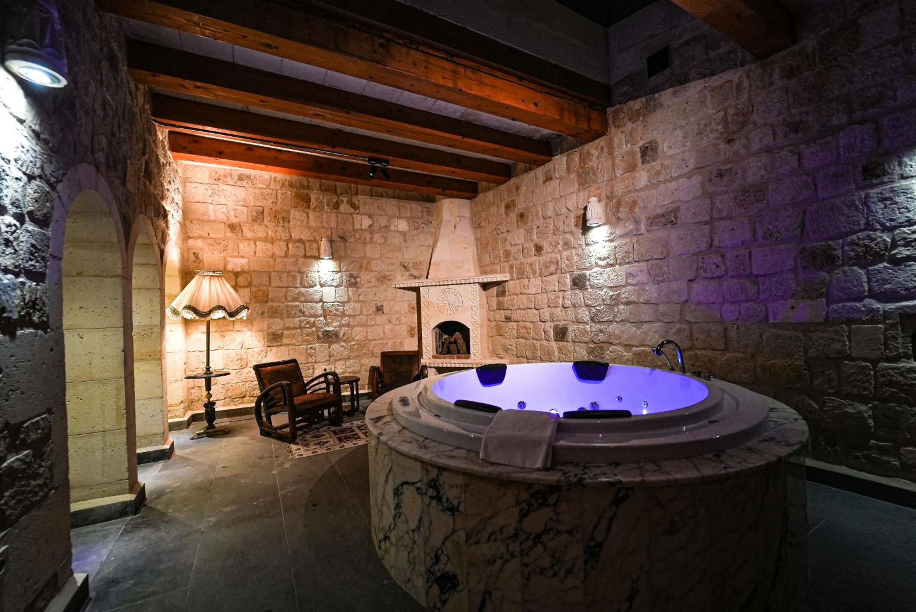 Hot Tub in Sedirli Konak Hotel